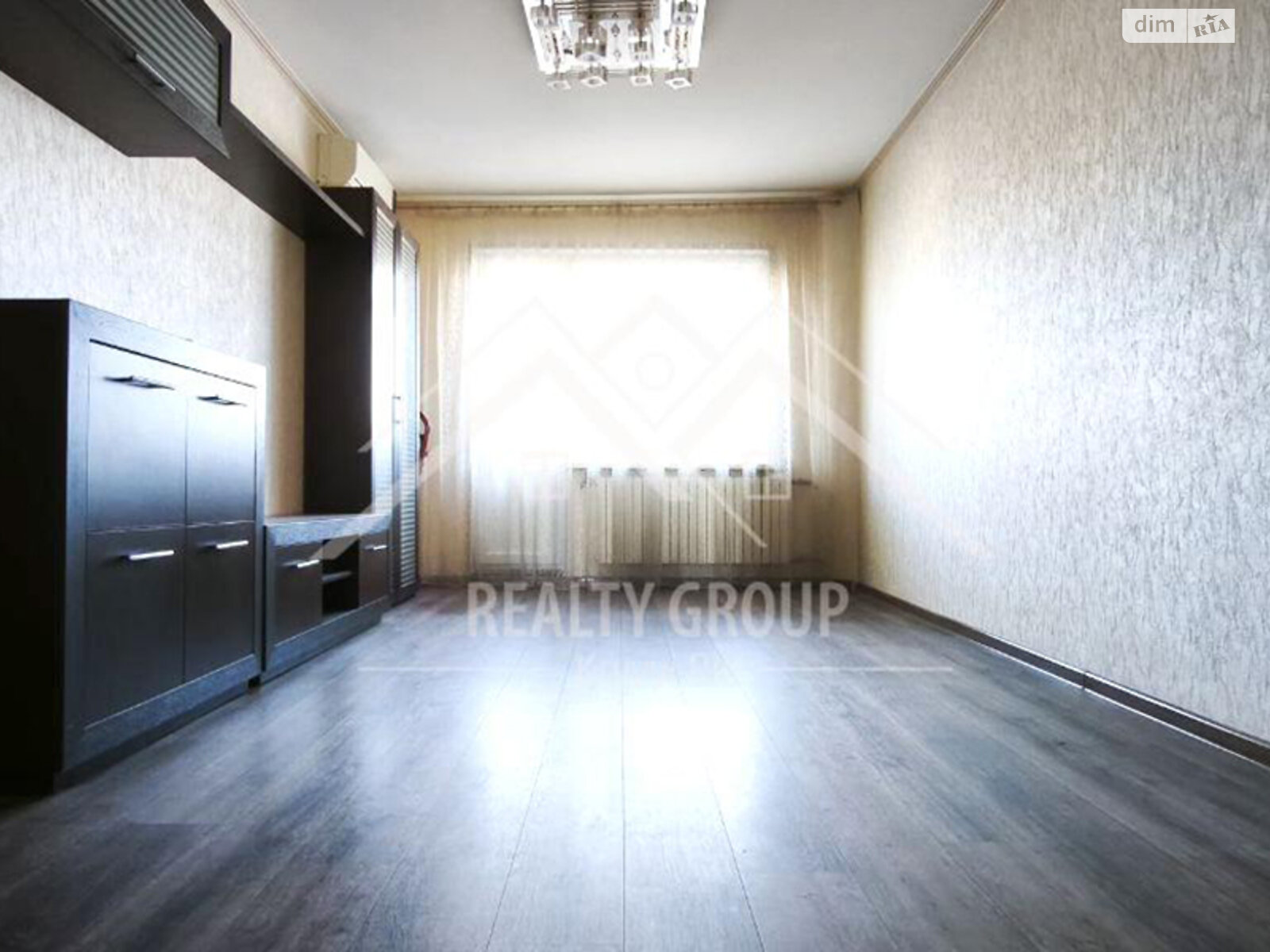 Продажа трехкомнатной квартиры в Кривом Роге, на ул. Украинская 1, район Центрально-Городской фото 1