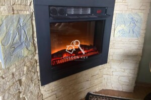 Продаж трикімнатної квартири в Кривому Розі, на вул. Поля 6, район Центрально-Міський фото 2