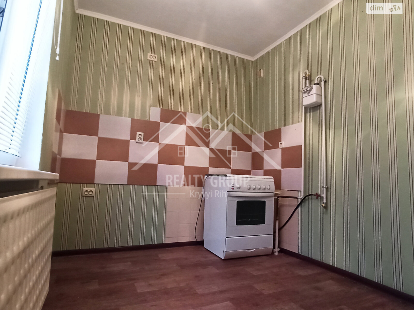 Продажа двухкомнатной квартиры в Кривом Роге, на мкр. Всебратское-2 56, район Центрально-Городской фото 1