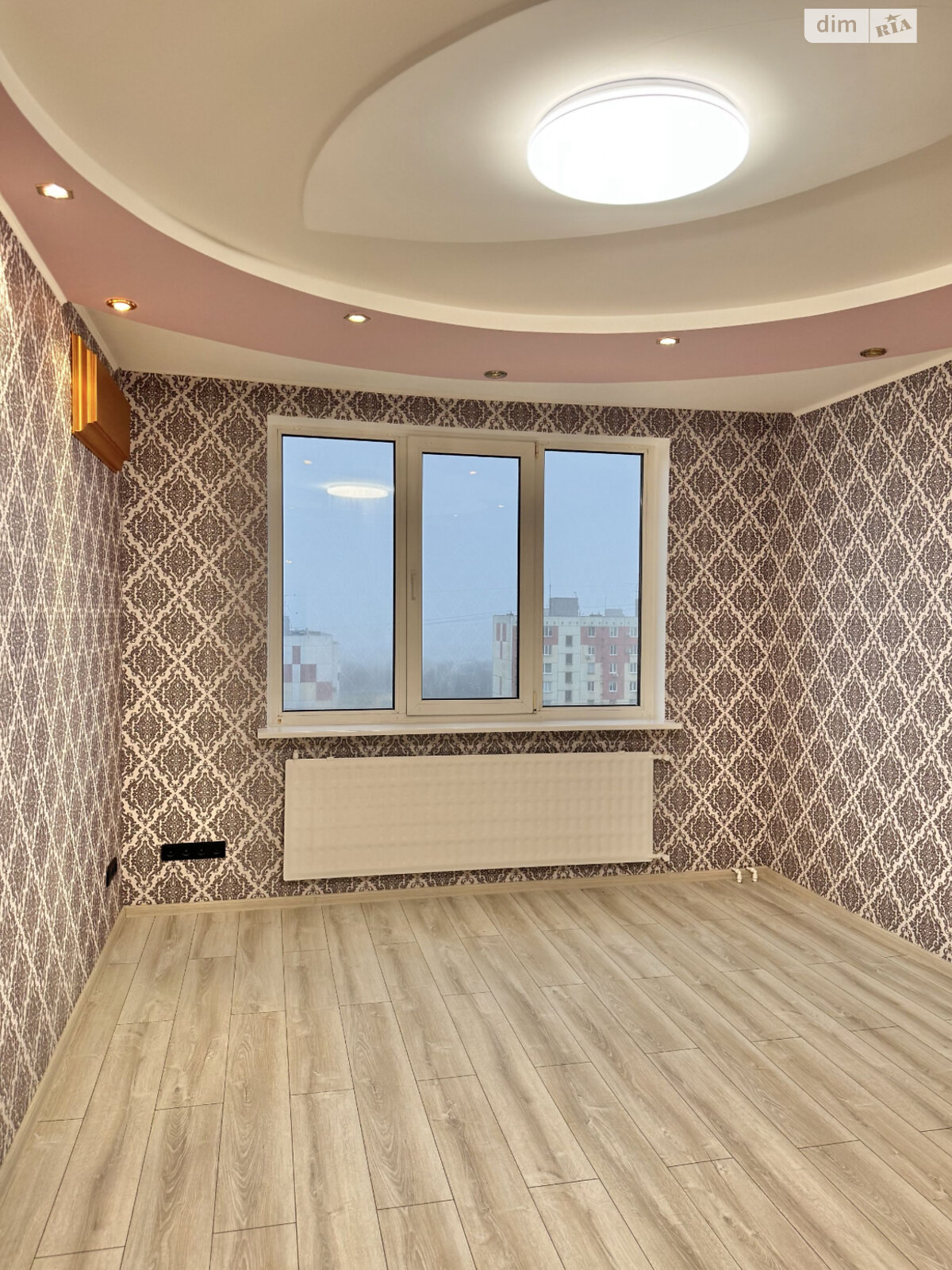 Продажа четырехкомнатной квартиры в Кривом Роге, на мкр. Всебратское-2, район Центрально-Городской фото 1