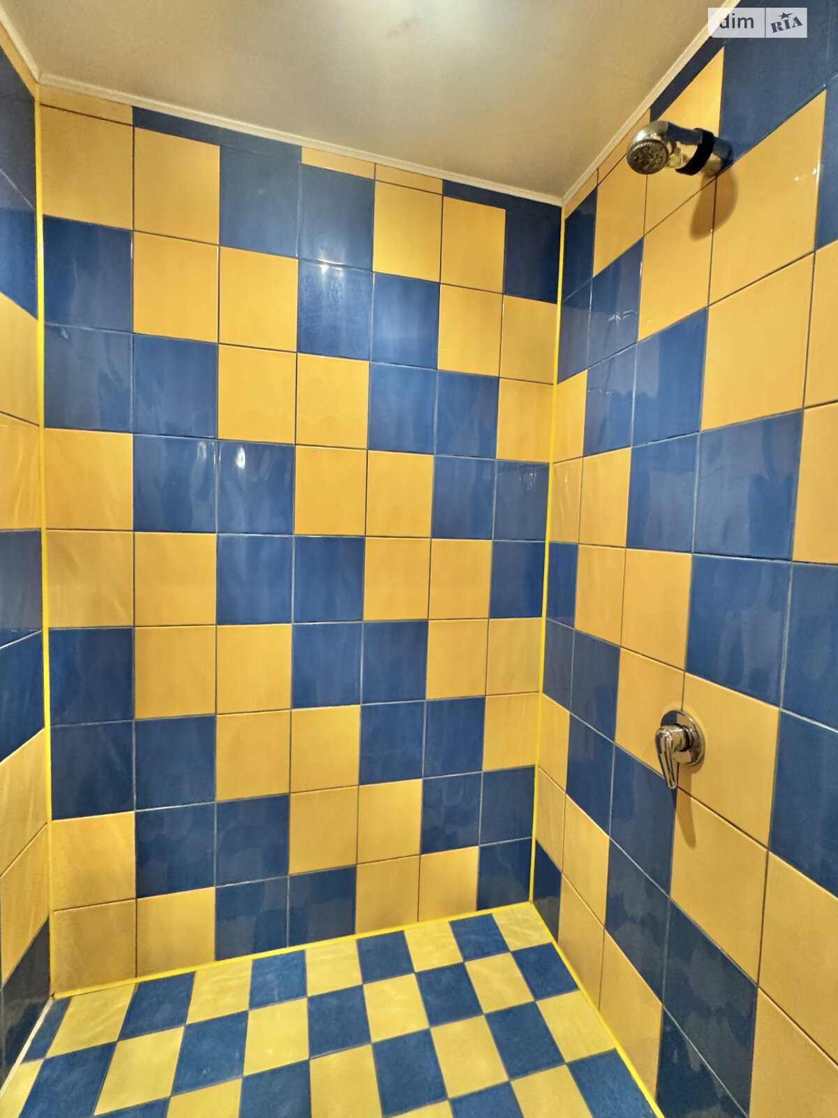 Продажа четырехкомнатной квартиры в Кривом Роге, на мкр. Всебратское-2, район Центрально-Городской фото 1