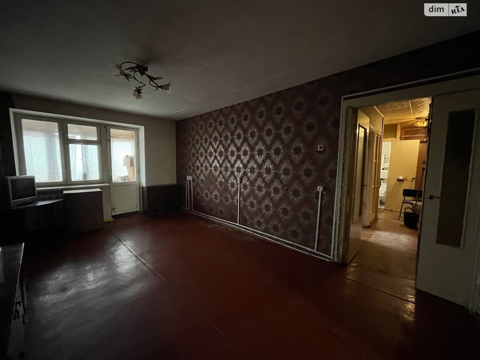 Продажа трехкомнатной квартиры в Кривом Роге, на просп. Университетский 63, фото 1 Продажа трехкомнатной квартиры в Кривом Роге, на просп. Университетский 63, фото 1