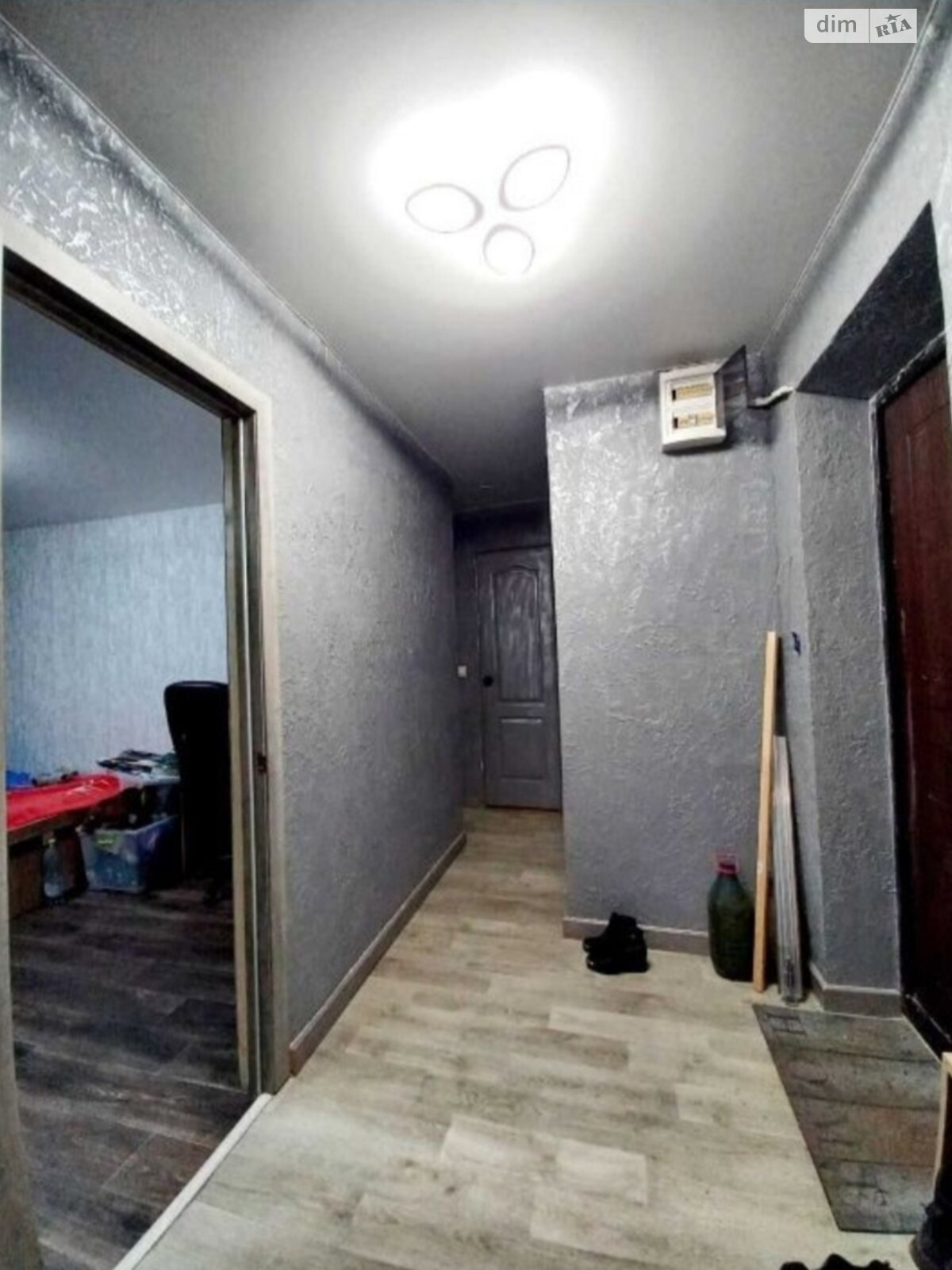 Продаж двокімнатної квартири в Кропивницькому, на вул. Попова, район 101-й мікрорайон фото 1 Продаж двокімнатної квартири в Кропивницькому, на вул. Попова, район 101-й мікрорайон фото 1