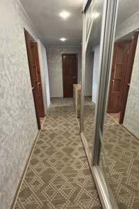 Продажа двухкомнатной квартиры в Кропивницком, на ул. Кропивницкого, район 5/5 фото 2