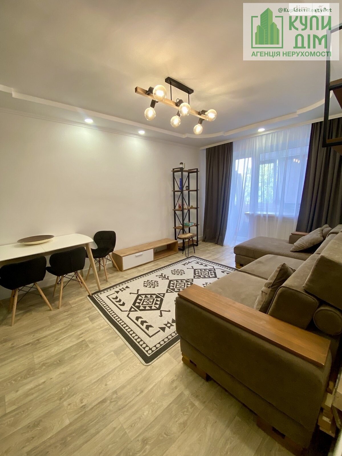 Продажа трехкомнатной квартиры в Кропивницком, на ул. Героев-земляков 888, фото 1 Продажа трехкомнатной квартиры в Кропивницком, на ул. Героев-земляков 888, фото 1