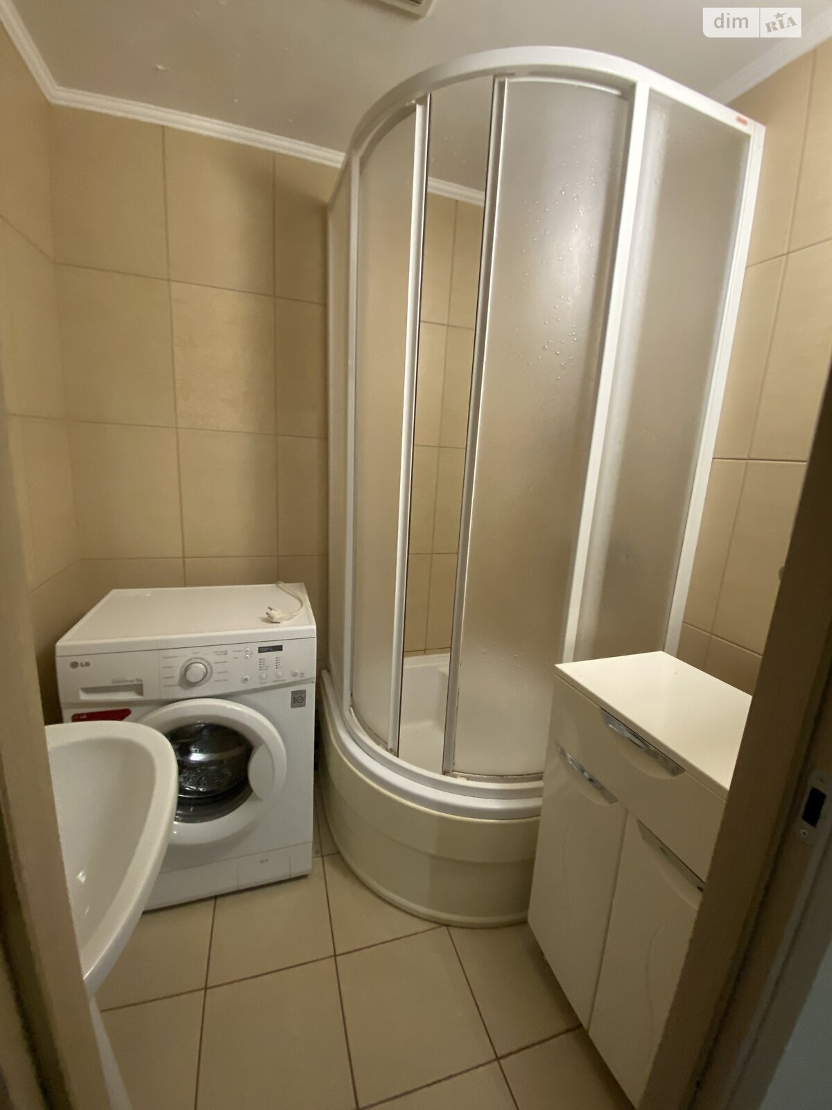 Продажа трехкомнатной квартиры в Кропивницком, на ул. Героев Украины, район Космонавтов фото 1 Продажа трехкомнатной квартиры в Кропивницком, на ул. Героев Украины, район Космонавтов фото 1