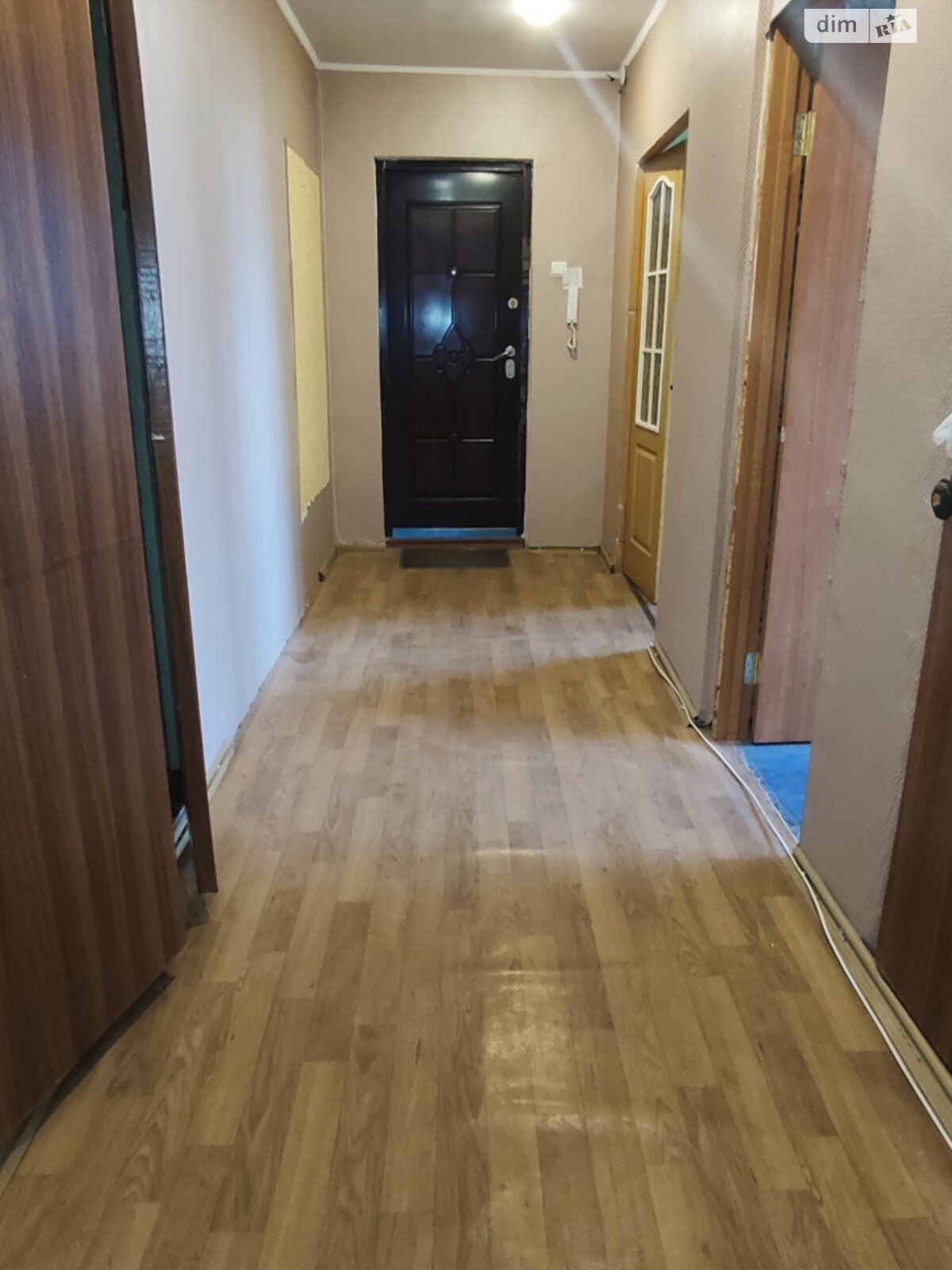 Продажа трехкомнатной квартиры в Кропивницком, на ул. Независимости, район Космонавтов фото 1 Продажа трехкомнатной квартиры в Кропивницком, на ул. Независимости, район Космонавтов фото 1