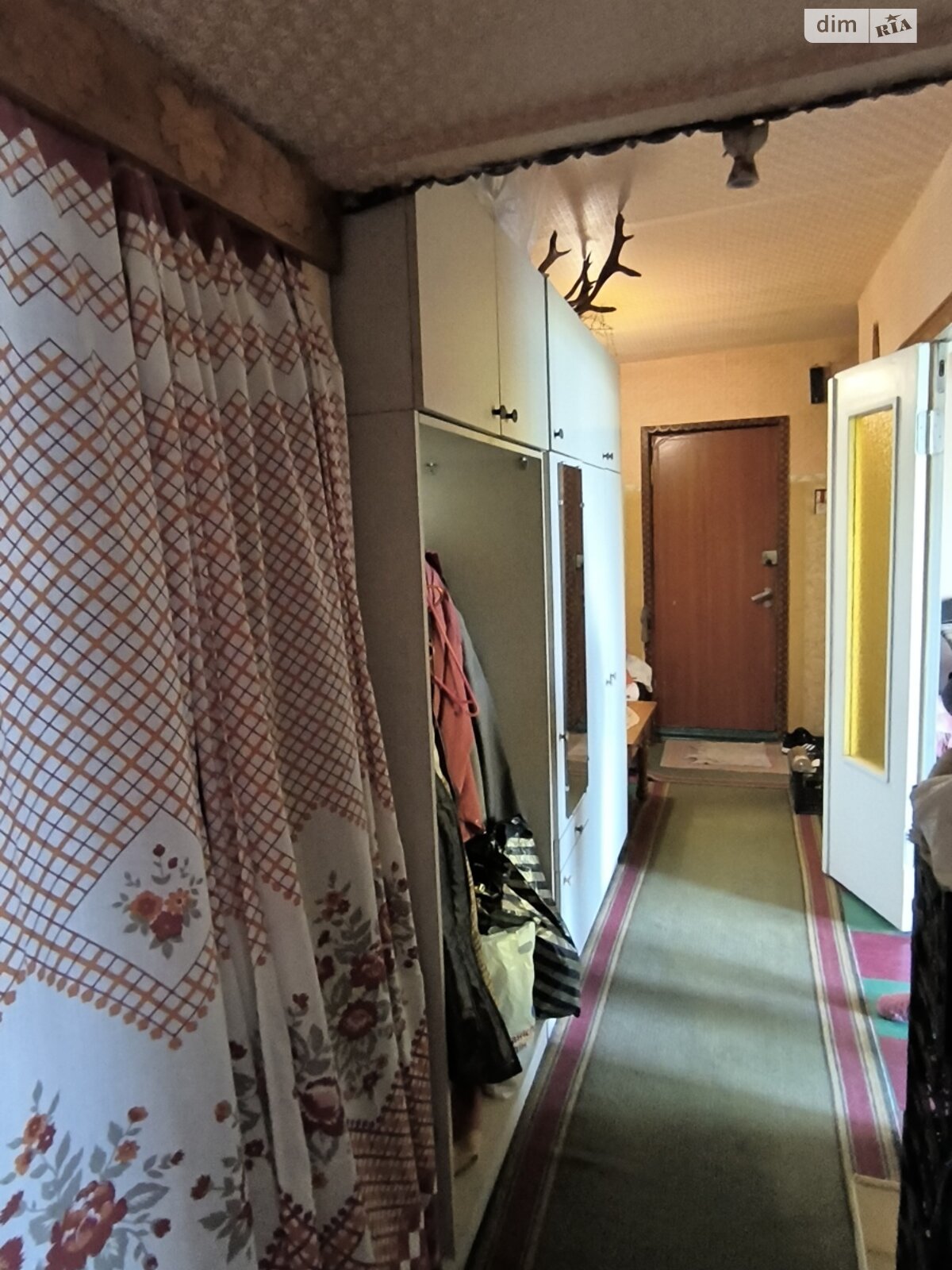 Продажа трехкомнатной квартиры в Кропивницком, на ул. Независимости, район Космонавтов фото 1 Продажа трехкомнатной квартиры в Кропивницком, на ул. Независимости, район Космонавтов фото 1