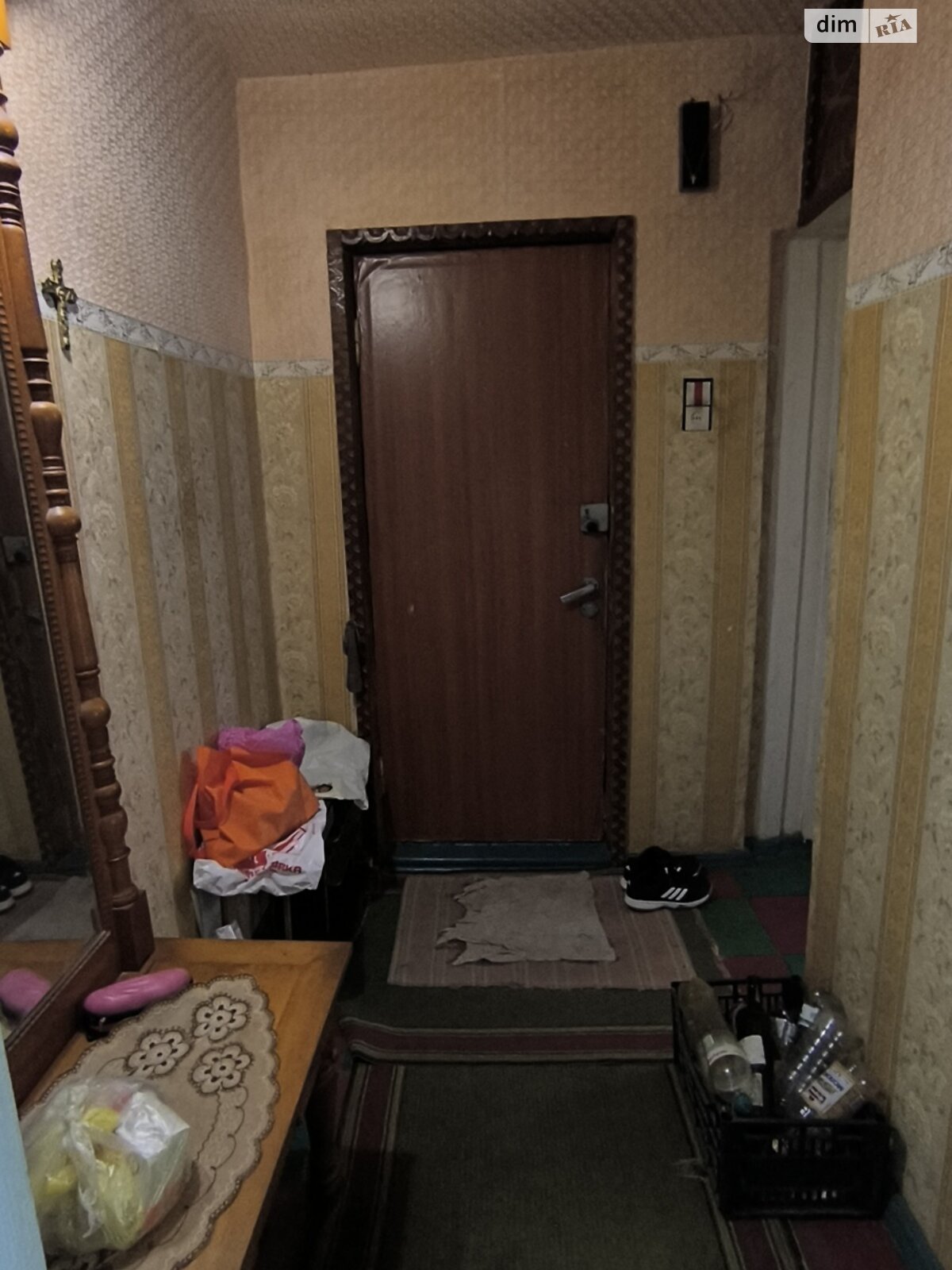 Продажа трехкомнатной квартиры в Кропивницком, на ул. Независимости, район Космонавтов фото 1 Продажа трехкомнатной квартиры в Кропивницком, на ул. Независимости, район Космонавтов фото 1