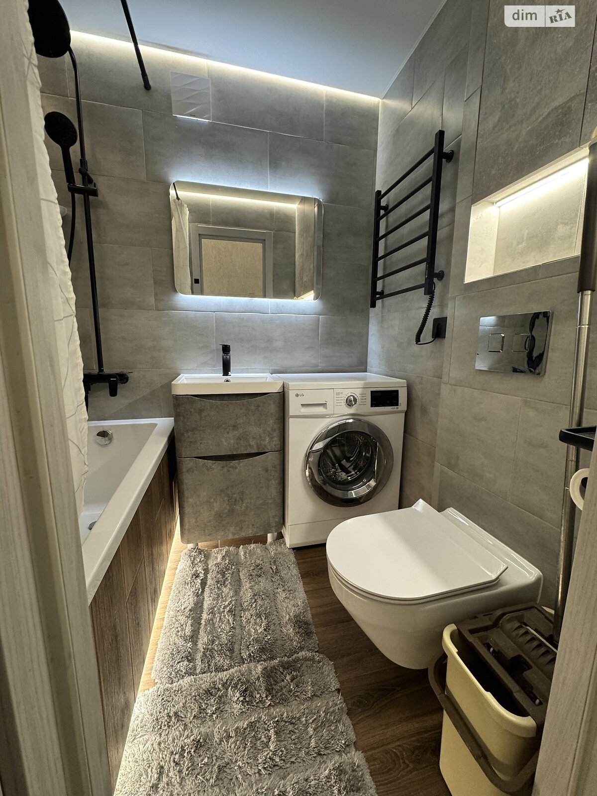 Продаж двокімнатної квартири в Кропивницькому, на пров. Донцова Дмитра, район Фортечний фото 1