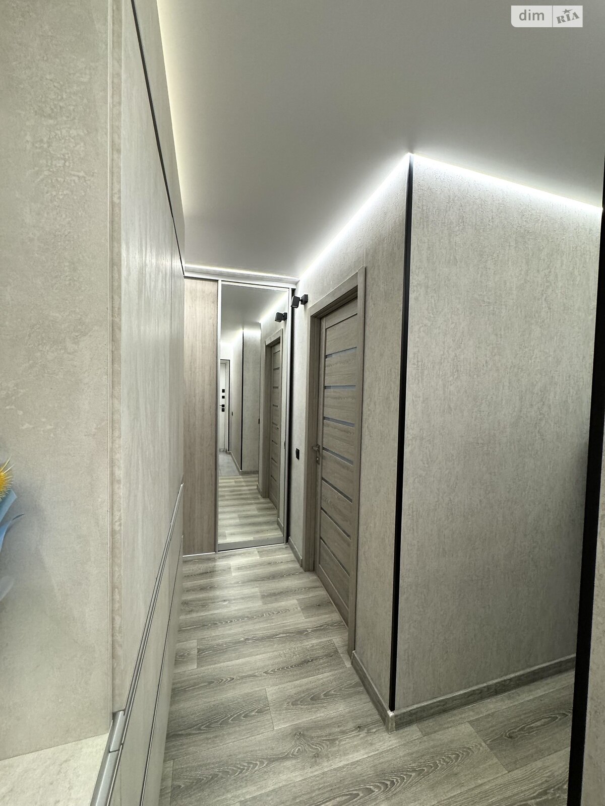 Продаж двокімнатної квартири в Кропивницькому, на пров. Донцова Дмитра, район Фортечний фото 1