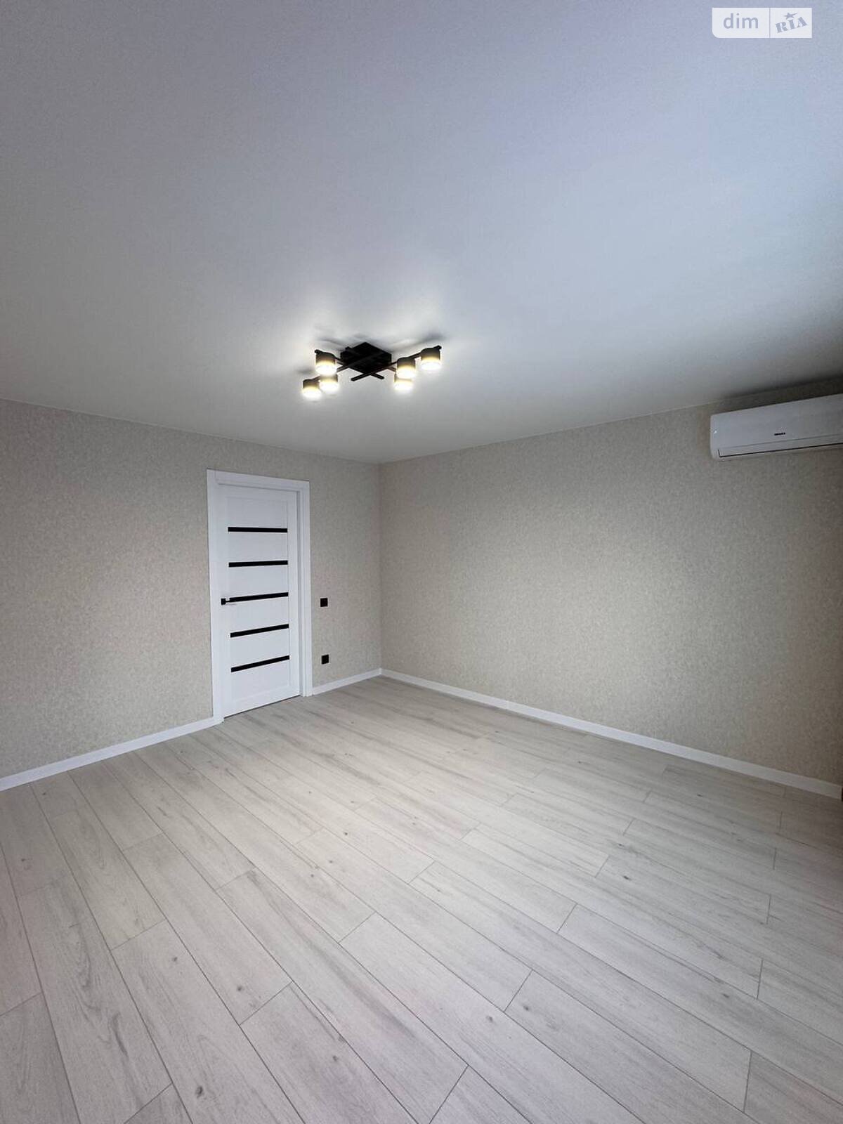 Продажа трехкомнатной квартиры в Кропивницком, на ул. Марии Примаченко, район Полтавская фото 1