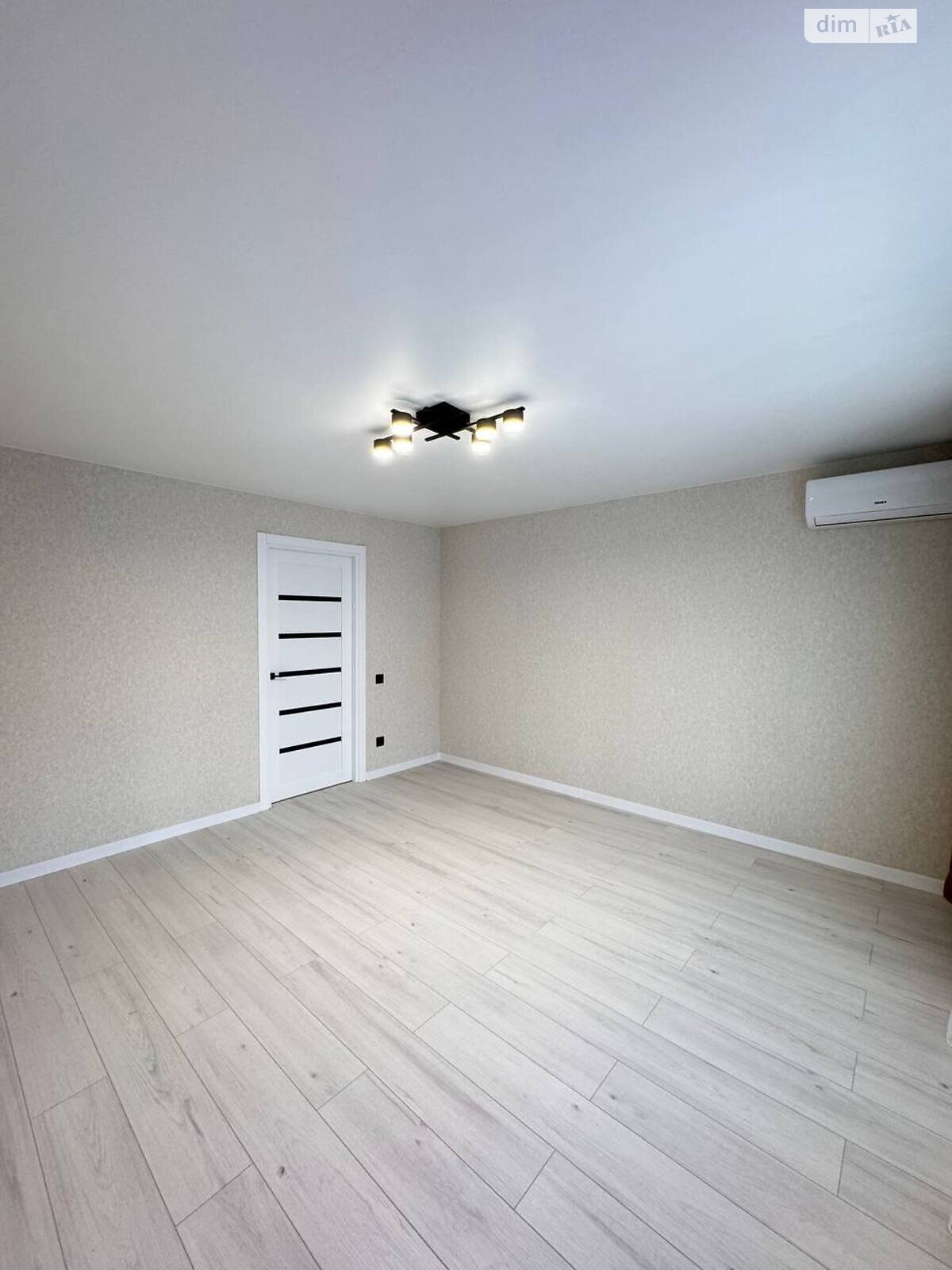 Продажа трехкомнатной квартиры в Кропивницком, на ул. Марии Примаченко, район Полтавская фото 1