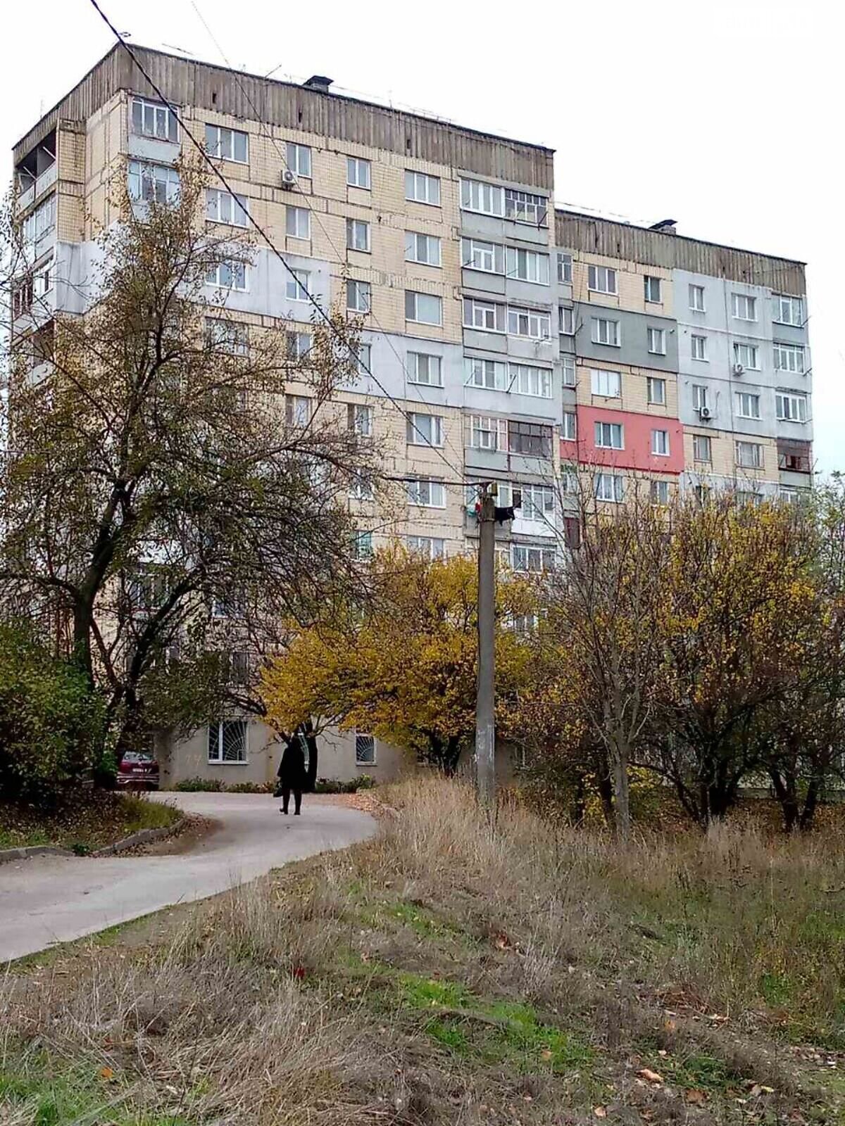 Продаж трикімнатної квартири в Кропивницькому, на вул. Нижня П'ятихатська, район Селище Гірниче фото 1 Продаж трикімнатної квартири в Кропивницькому, на вул. Нижня П'ятихатська, район Селище Гірниче фото 1