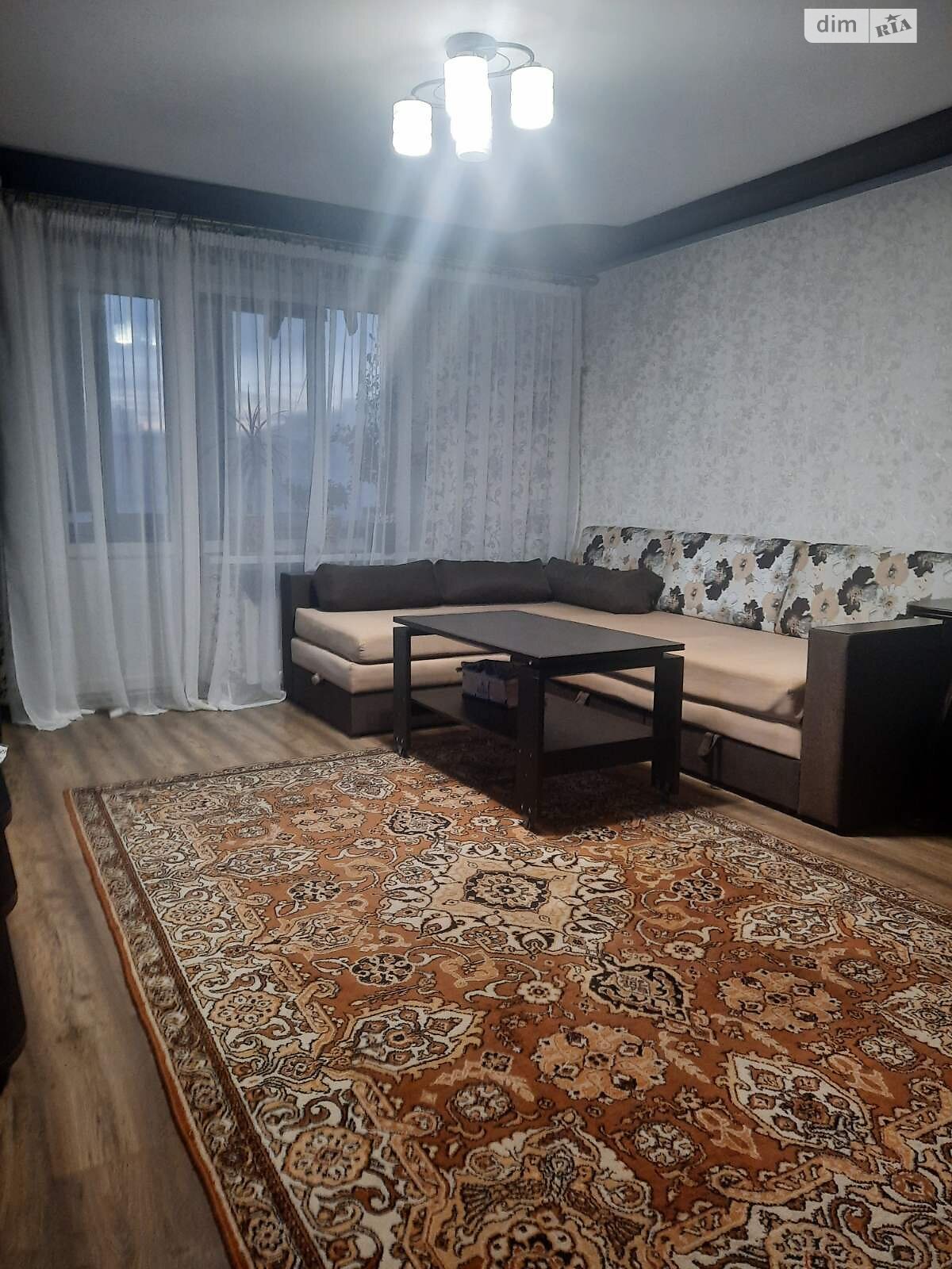 Продажа трехкомнатной квартиры в Кропивницком, на пер. Курортный 21, район Школьный фото 1