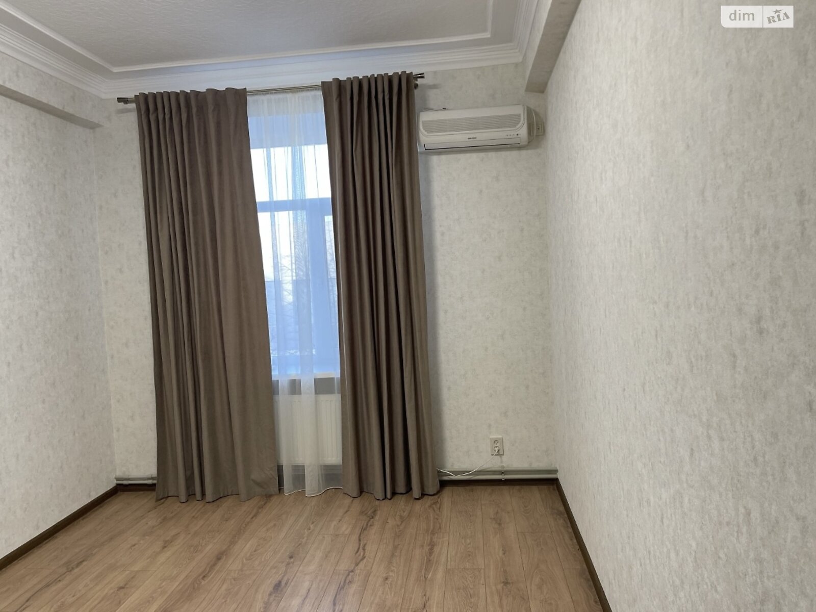 Продаж трикімнатної квартири в Кропивницькому, на вул. Театральна, район Центр фото 1 Продаж трикімнатної квартири в Кропивницькому, на вул. Театральна, район Центр фото 1