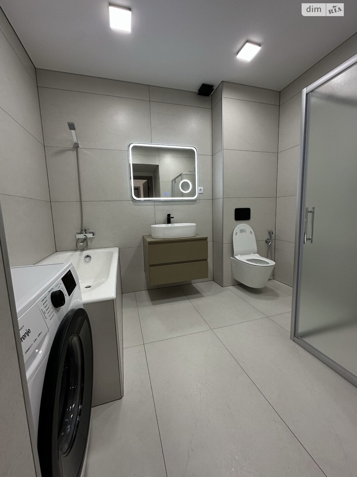 Продажа двухкомнатной квартиры в Кропивницком, на ул. Карпы Тараса, район Центр фото 1 Продажа двухкомнатной квартиры в Кропивницком, на ул. Карпы Тараса, район Центр фото 1