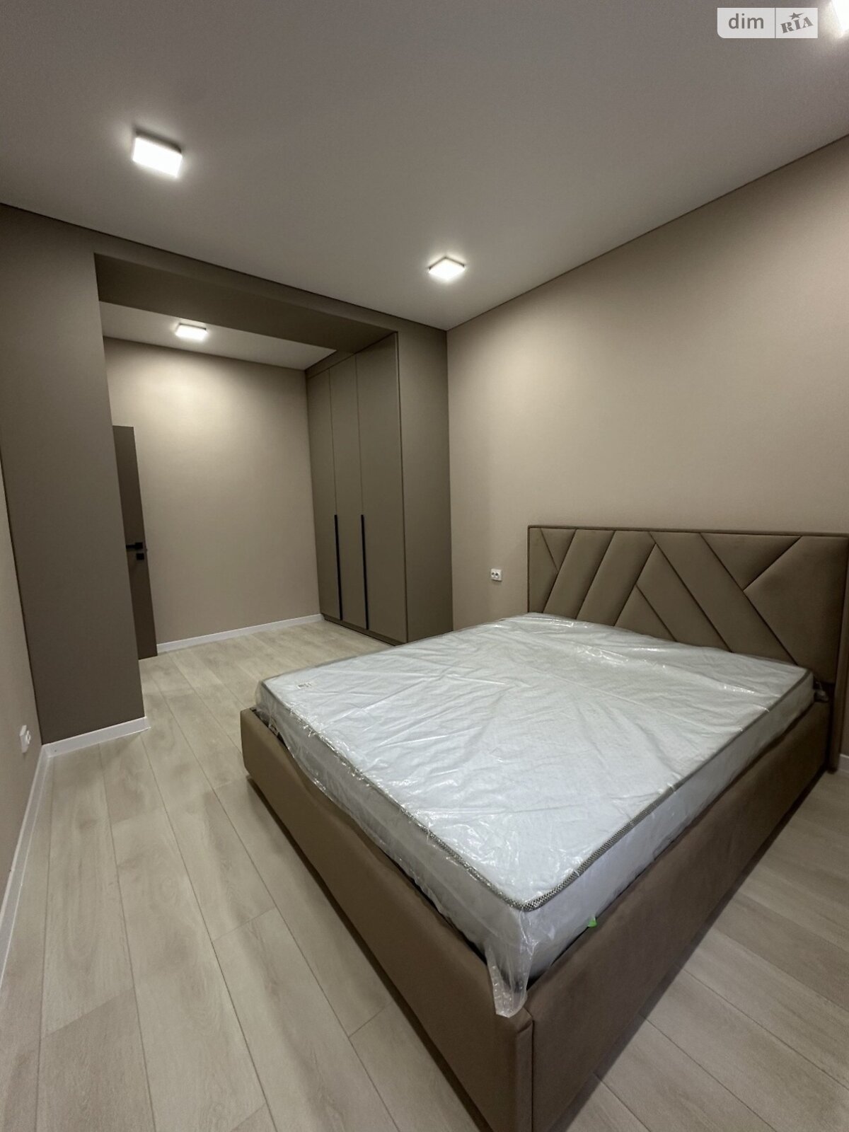 Продажа двухкомнатной квартиры в Кропивницком, на ул. Карпы Тараса, район Центр фото 1 Продажа двухкомнатной квартиры в Кропивницком, на ул. Карпы Тараса, район Центр фото 1