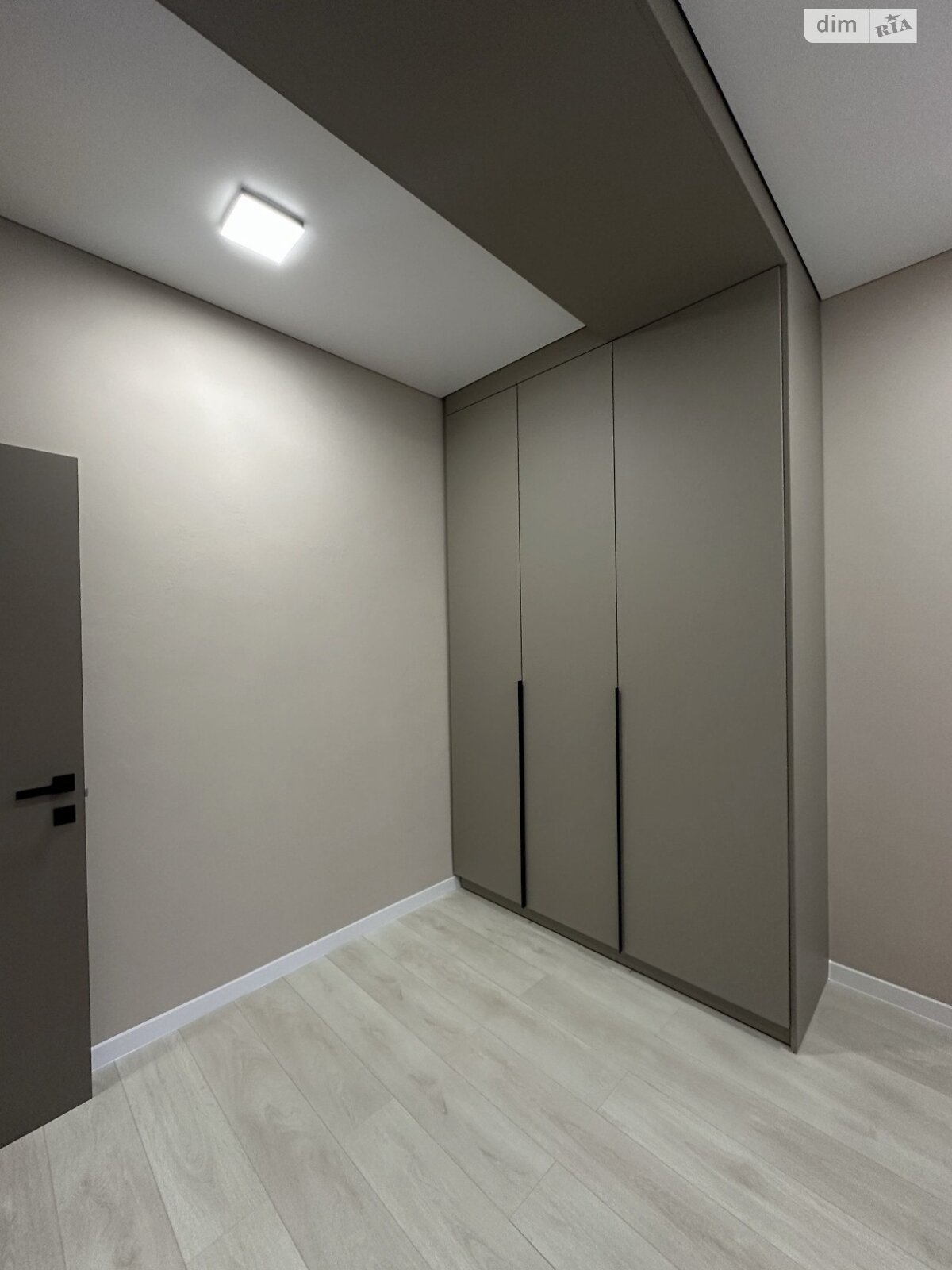 Продажа двухкомнатной квартиры в Кропивницком, на ул. Карпы Тараса, район Центр фото 1 Продажа двухкомнатной квартиры в Кропивницком, на ул. Карпы Тараса, район Центр фото 1