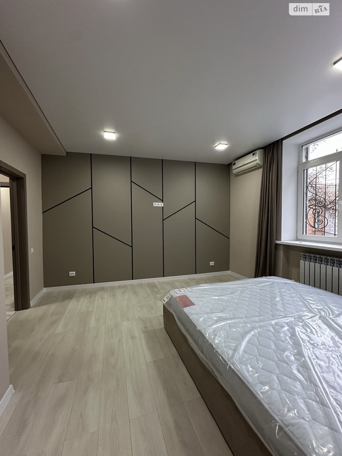 Продажа двухкомнатной квартиры в Кропивницком, на ул. Карпы Тараса, район Центр фото 1 Продажа двухкомнатной квартиры в Кропивницком, на ул. Карпы Тараса, район Центр фото 1