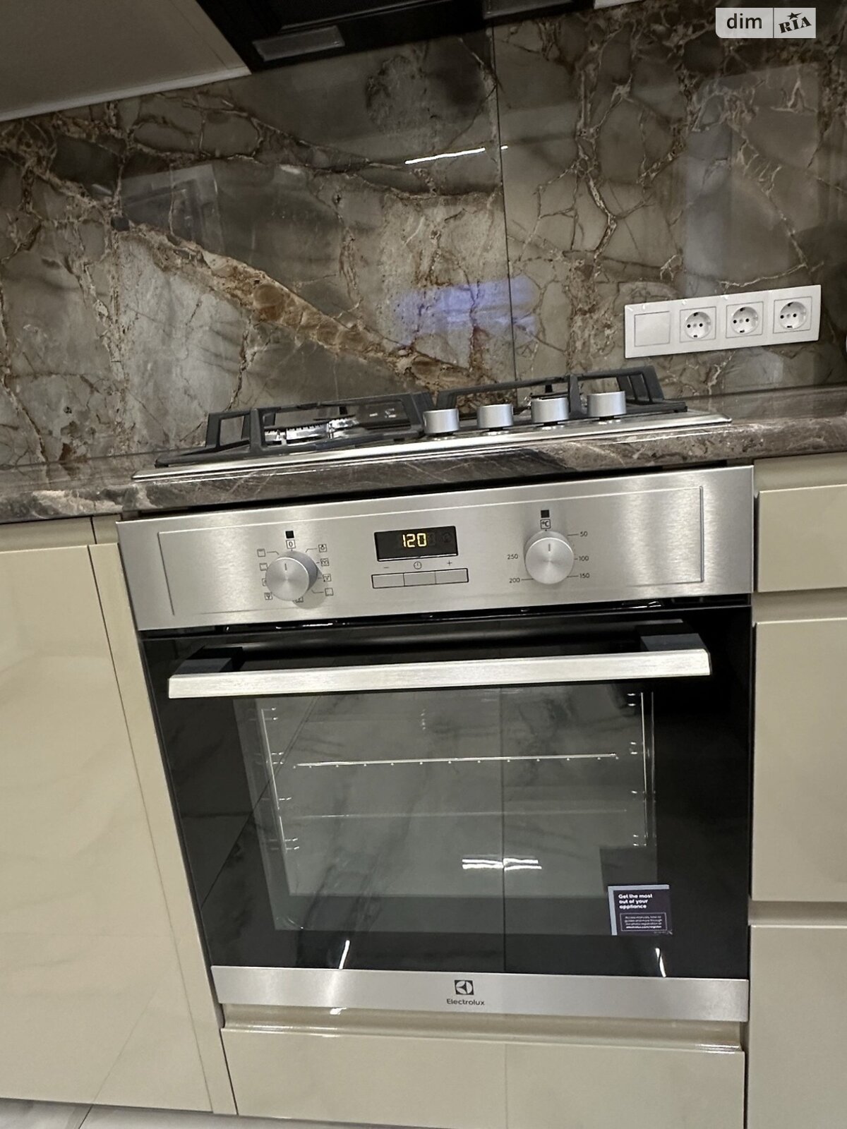 Продажа двухкомнатной квартиры в Кропивницком, на ул. Карпы Тараса, район Центр фото 1 Продажа двухкомнатной квартиры в Кропивницком, на ул. Карпы Тараса, район Центр фото 1