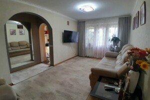 Продажа трехкомнатной квартиры в Кропивницком, на ул. Матвиенко Андрея 3А, район Центр фото 2