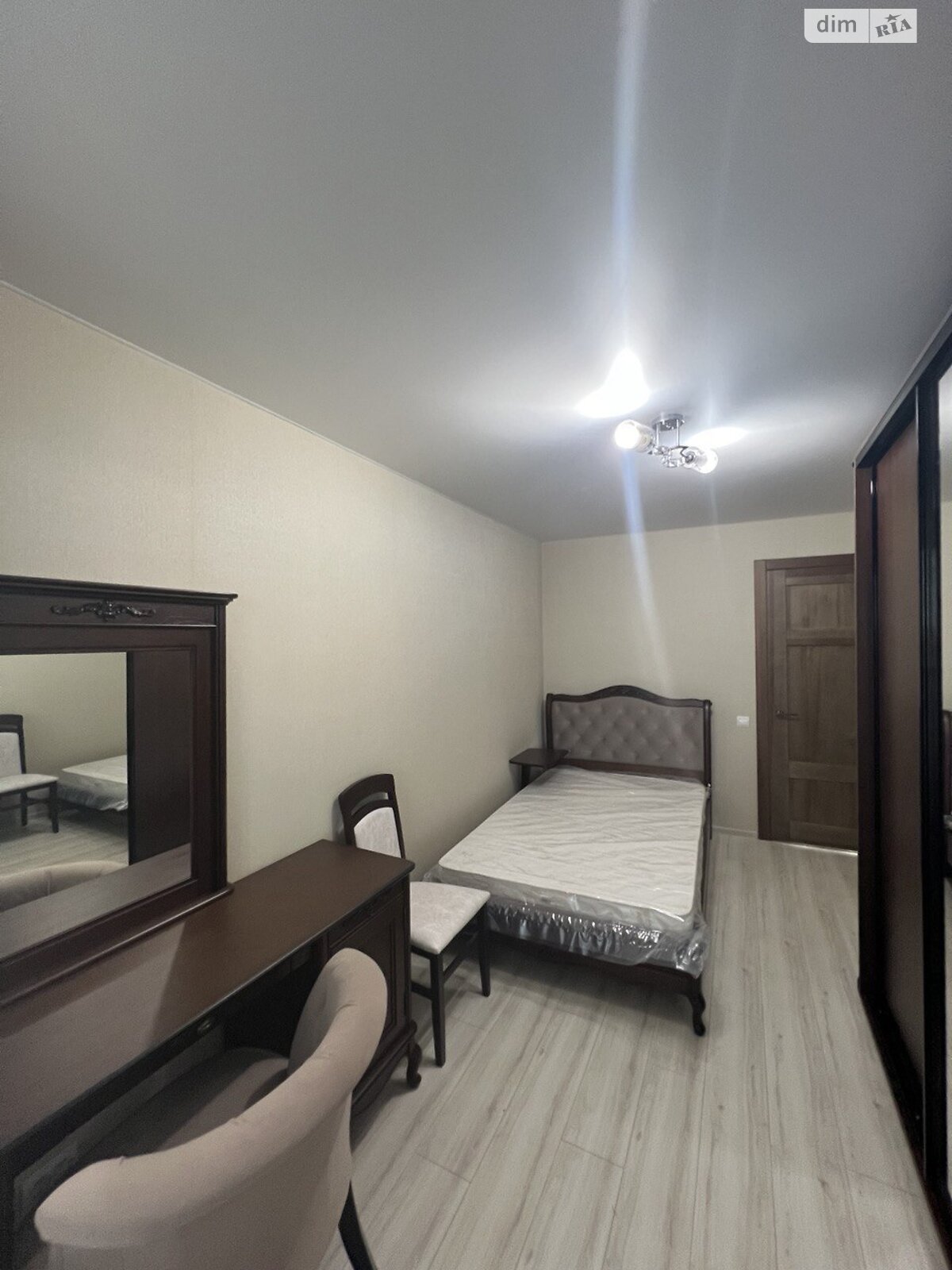 Продаж чотирикімнатної квартири в Кропивницькому, на вул. Степана Бандери, район Центр фото 1