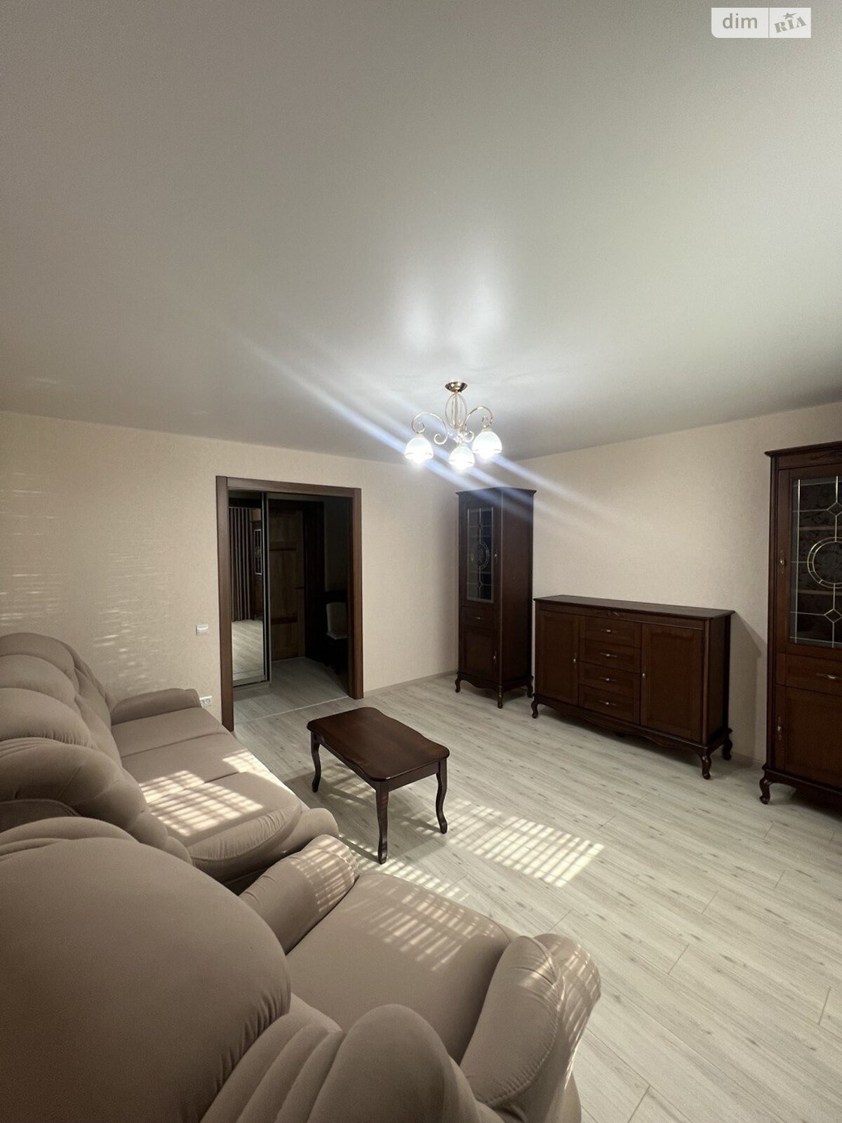 Продаж чотирикімнатної квартири в Кропивницькому, на вул. Степана Бандери, район Центр фото 1