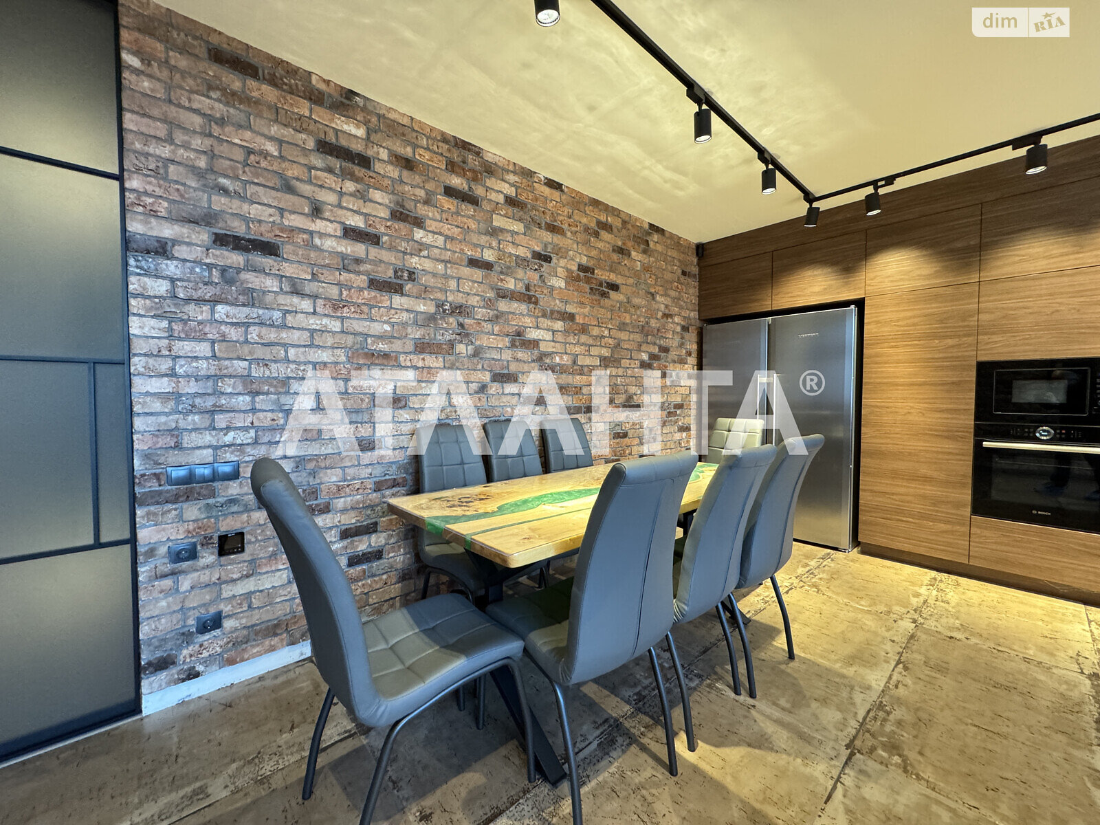 Продажа четырехкомнатной квартиры в Крыжановке, на ул. Академика Сахарова 9, фото 1 Продажа четырехкомнатной квартиры в Крыжановке, на ул. Академика Сахарова 9, фото 1