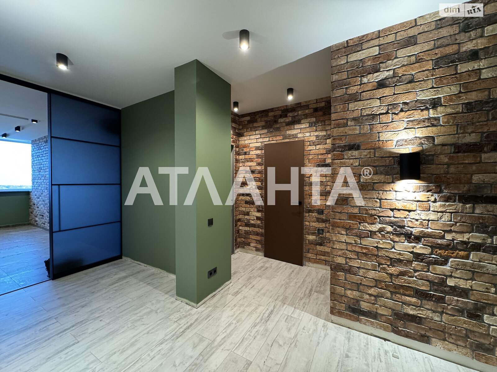 Продажа четырехкомнатной квартиры в Крыжановке, на ул. Академика Сахарова 9, фото 1 Продажа четырехкомнатной квартиры в Крыжановке, на ул. Академика Сахарова 9, фото 1