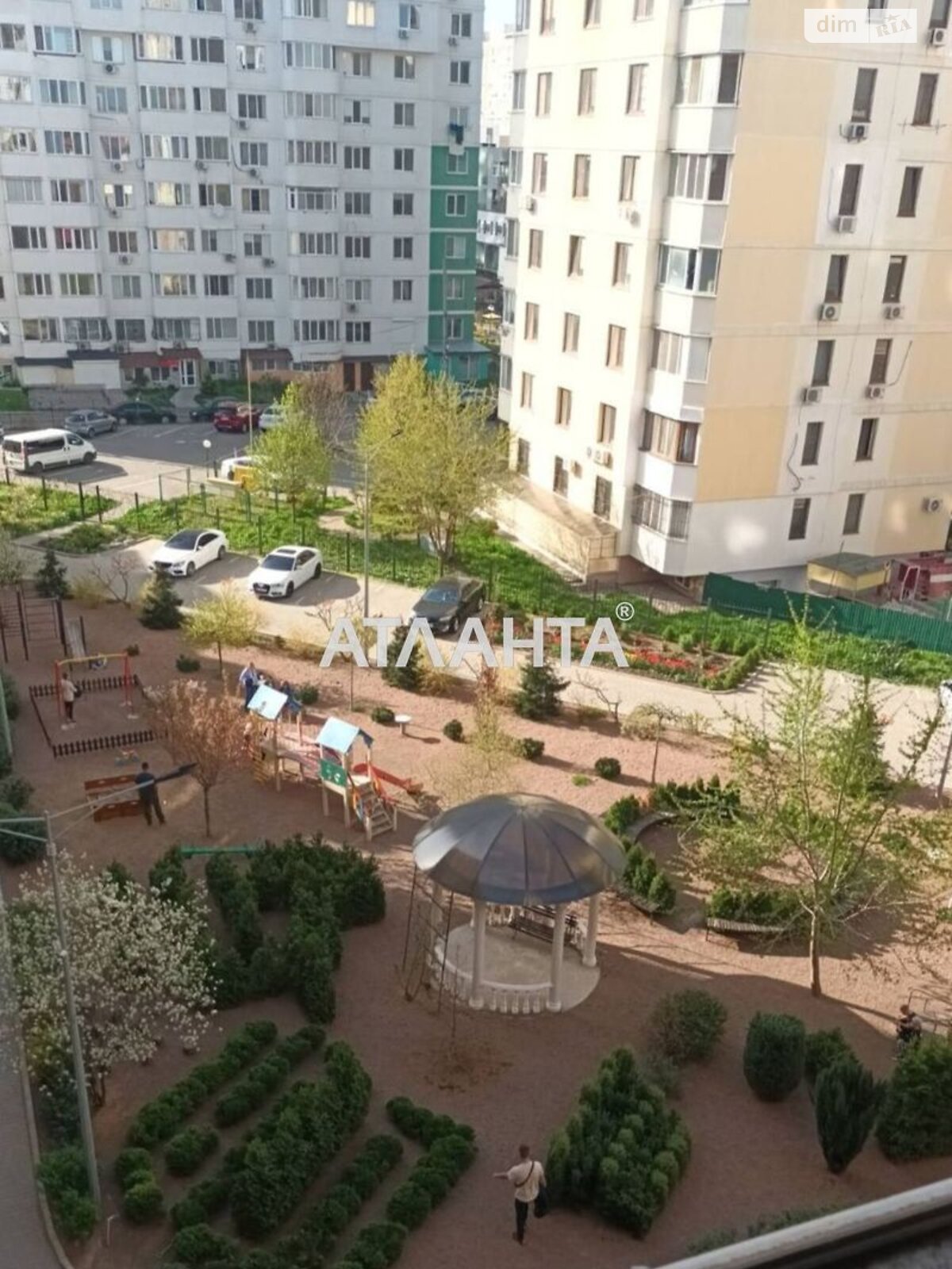 Продаж трикімнатної квартири в Кріжанівці, на вул. Генерала Бочарова 62, фото 1