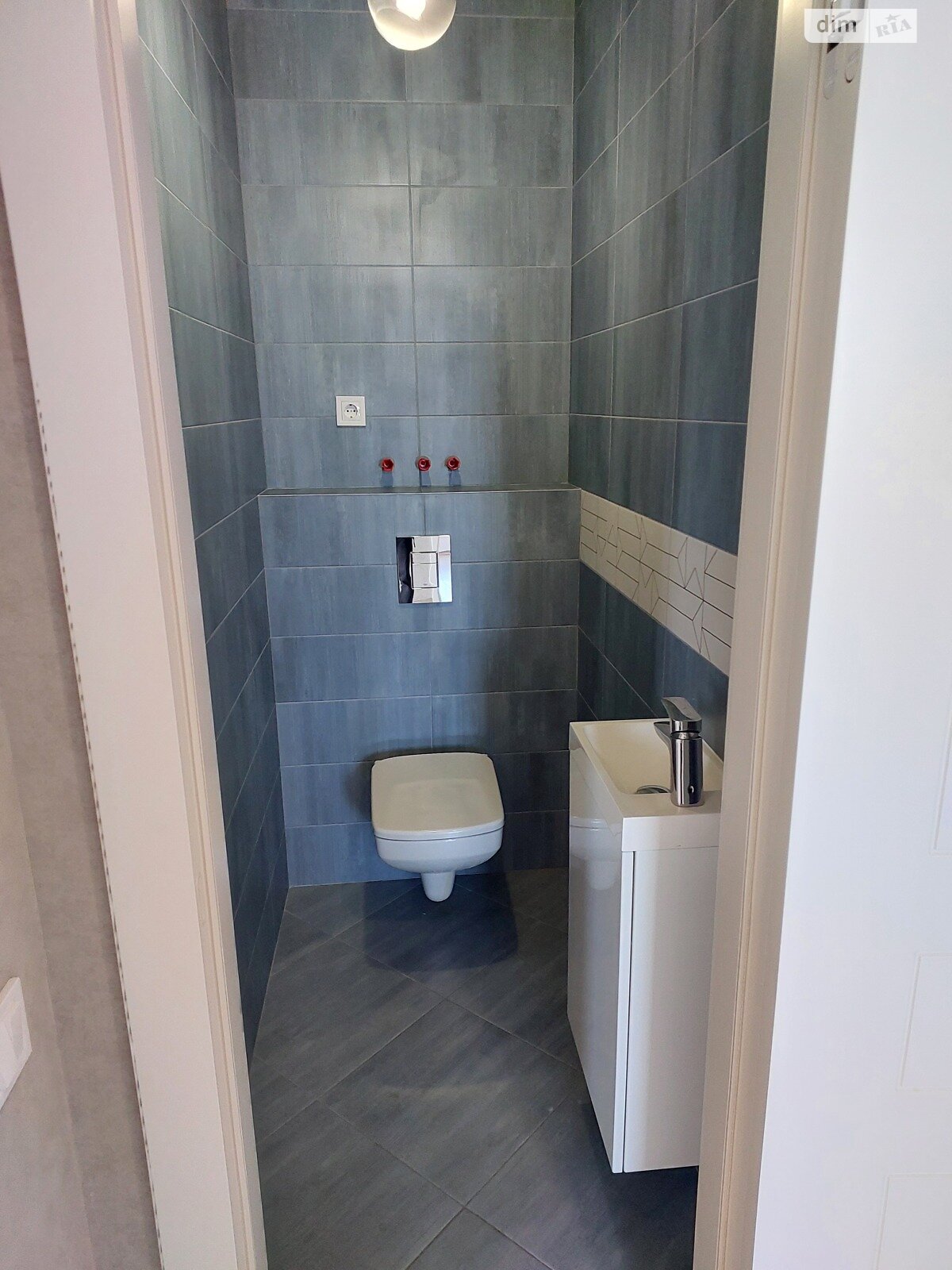 Продаж двокімнатної квартири в Крижанівка, на вул. Академіка Сахарова 3Е, фото 1 Продаж двокімнатної квартири в Крижанівка, на вул. Академіка Сахарова 3Е, фото 1