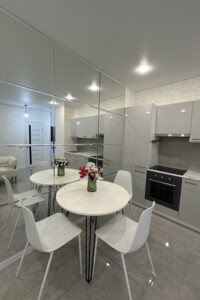 Продаж двокімнатної квартири в Крижанівка, на вул. Академіка Сахарова 3Е, фото 2