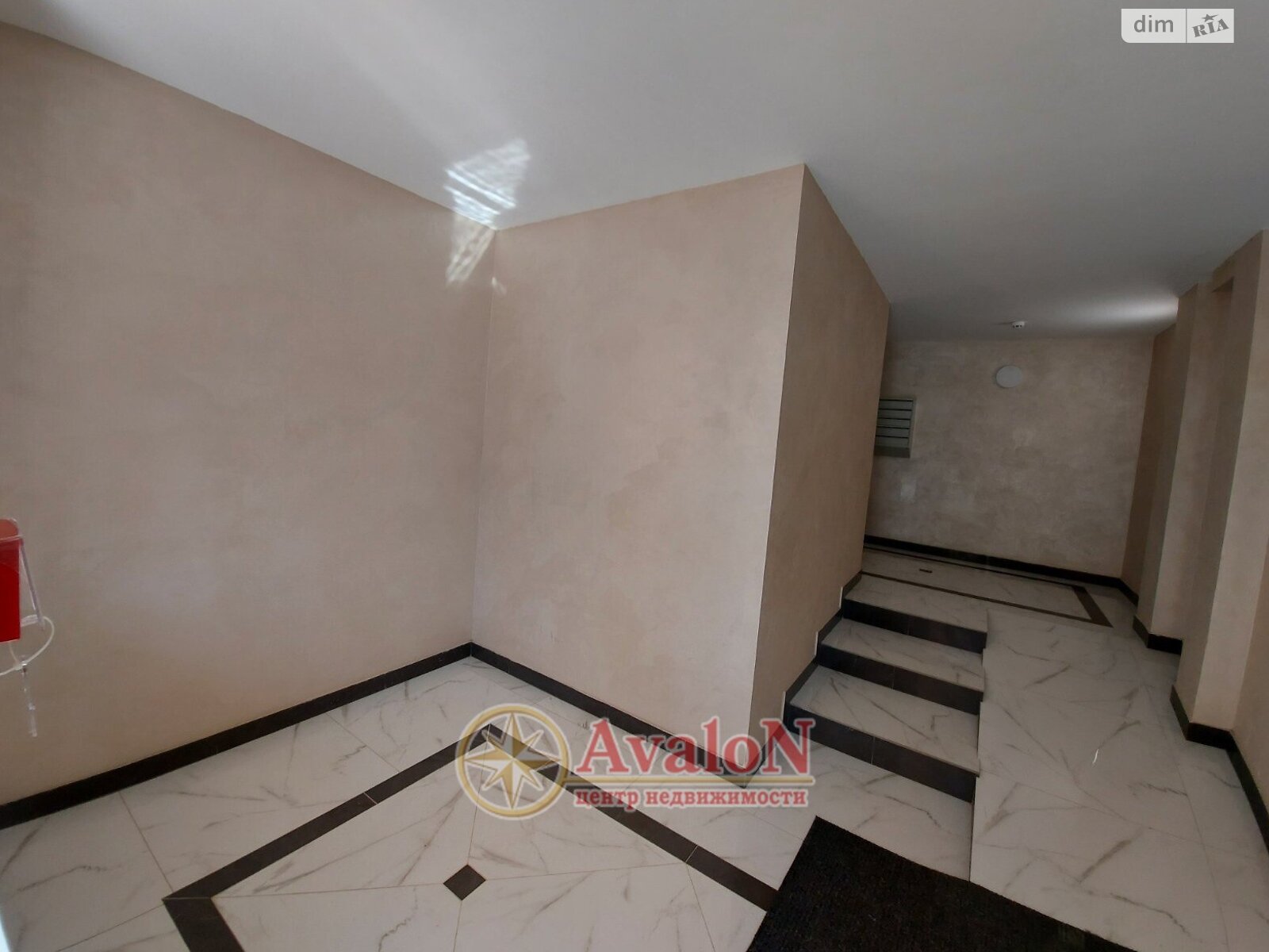 Продажа трехкомнатной квартиры в Крыжановка, на ул. Академика Сахарова 9А, фото 1 Продажа трехкомнатной квартиры в Крыжановка, на ул. Академика Сахарова 9А, фото 1