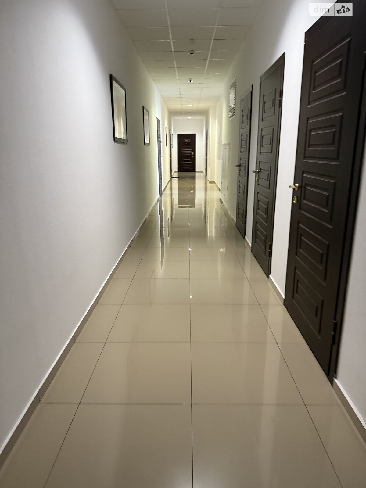 Продаж трикімнатної квартири в Крижанівка, на вул. Академіка Сахарова 3А, фото 1 Продаж трикімнатної квартири в Крижанівка, на вул. Академіка Сахарова 3А, фото 1