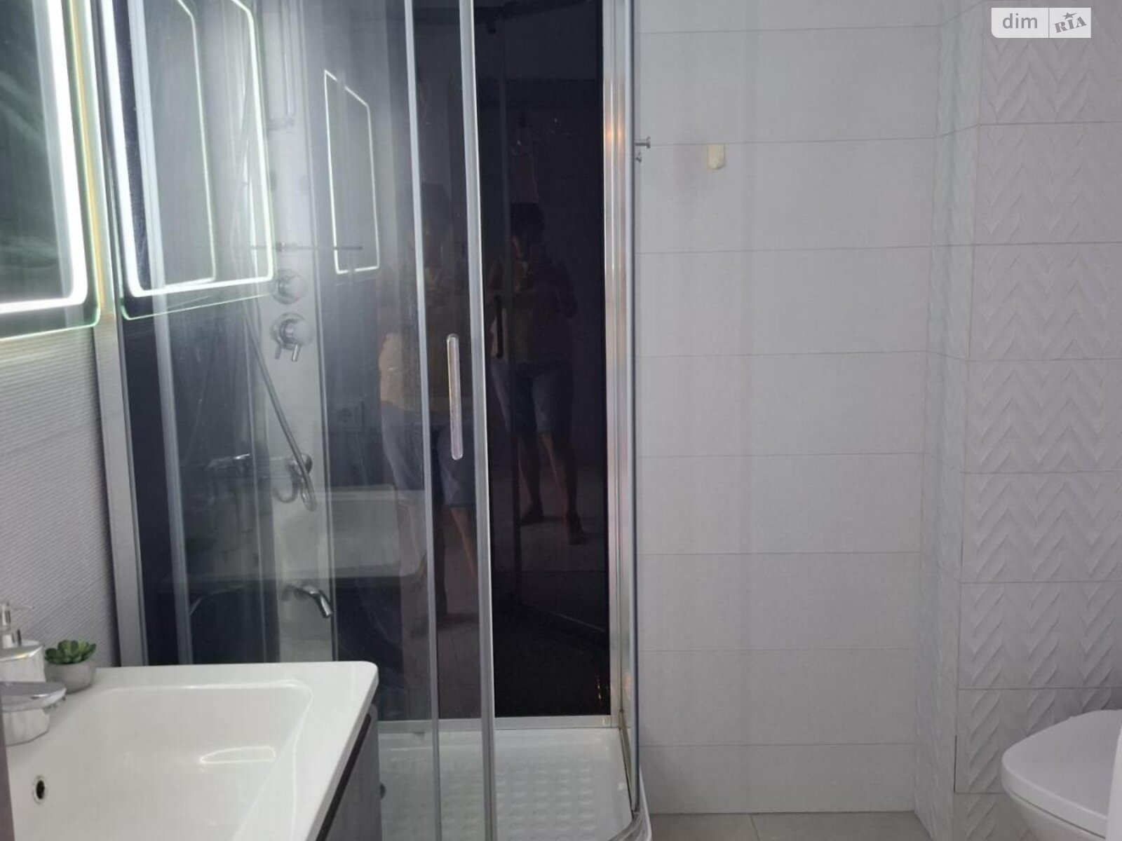 Продажа двухкомнатной квартиры в Крыжановка, на ул. Академика Сахарова, фото 1 Продажа двухкомнатной квартиры в Крыжановка, на ул. Академика Сахарова, фото 1
