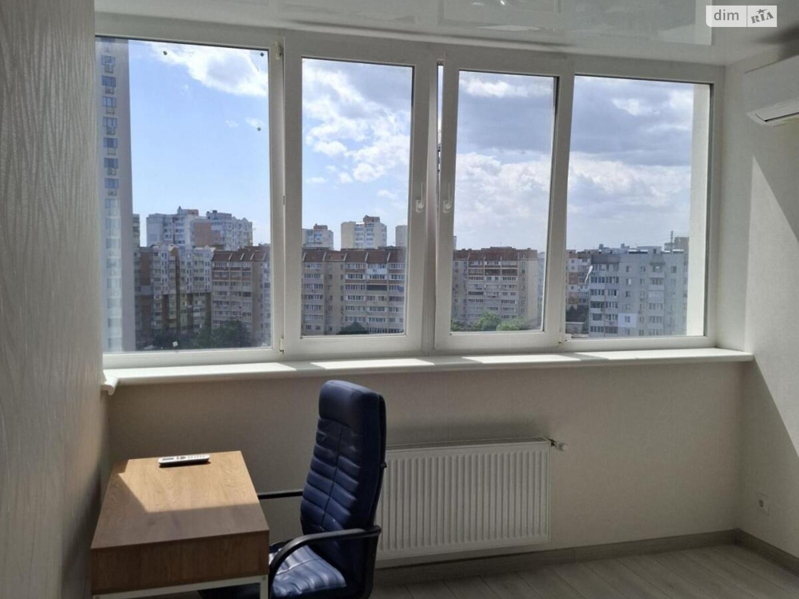 Продажа двухкомнатной квартиры в Крыжановка, на ул. Академика Сахарова, фото 1 Продажа двухкомнатной квартиры в Крыжановка, на ул. Академика Сахарова, фото 1