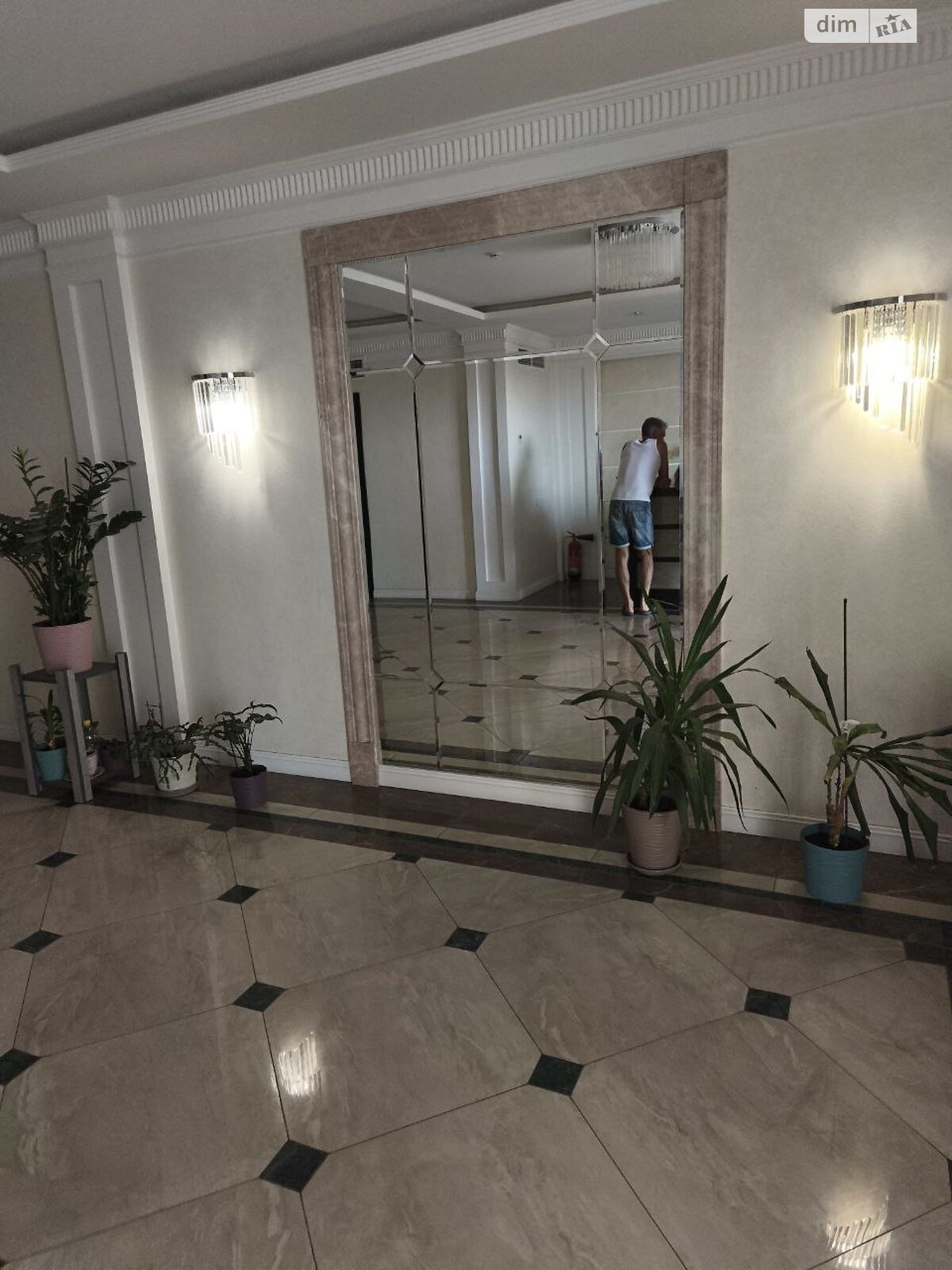 Продажа однокомнатной квартиры в Крыжановка, на ул. Академика Сахарова 3Е, фото 1 Продажа однокомнатной квартиры в Крыжановка, на ул. Академика Сахарова 3Е, фото 1