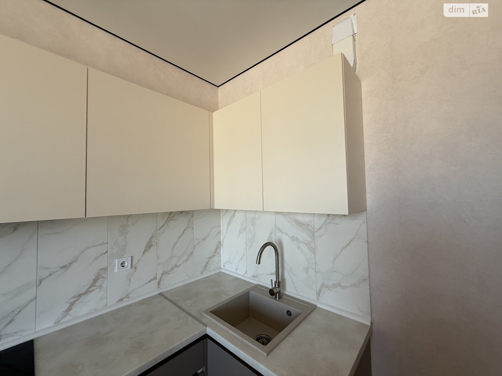 Продаж однокімнатної квартири в Крижанівка, на вул. Академіка Сахарова, фото 1