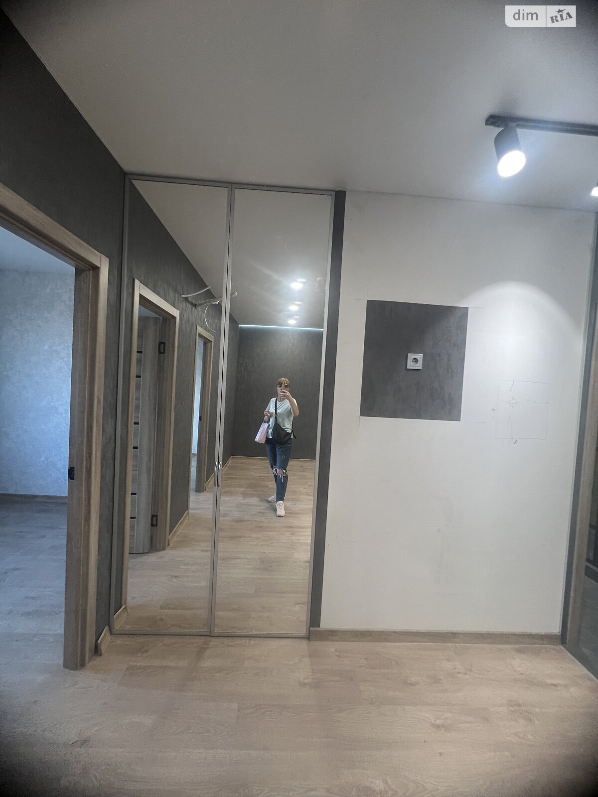 Продаж двокімнатної квартири в Крижанівка, на вул. Академіка Сахарова, фото 1 Продаж двокімнатної квартири в Крижанівка, на вул. Академіка Сахарова, фото 1