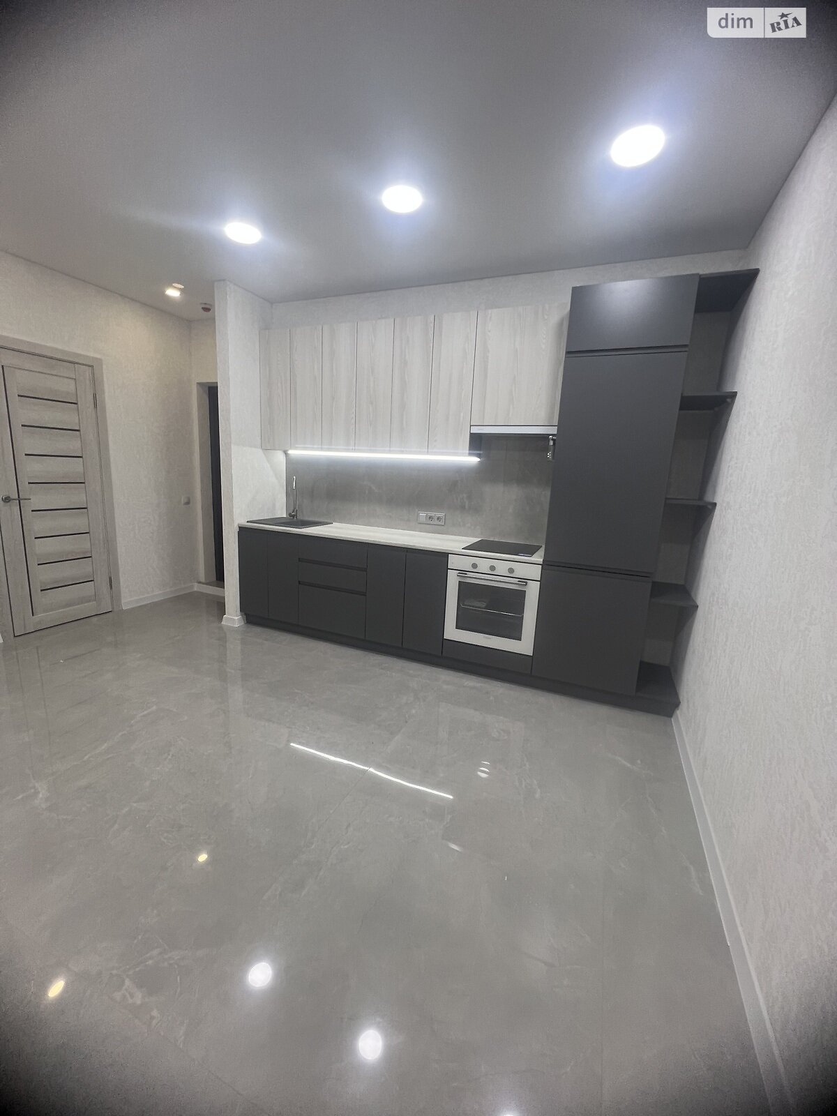 Продаж двокімнатної квартири в Крижанівка, на вул. Академіка Сахарова, фото 1 Продаж двокімнатної квартири в Крижанівка, на вул. Академіка Сахарова, фото 1