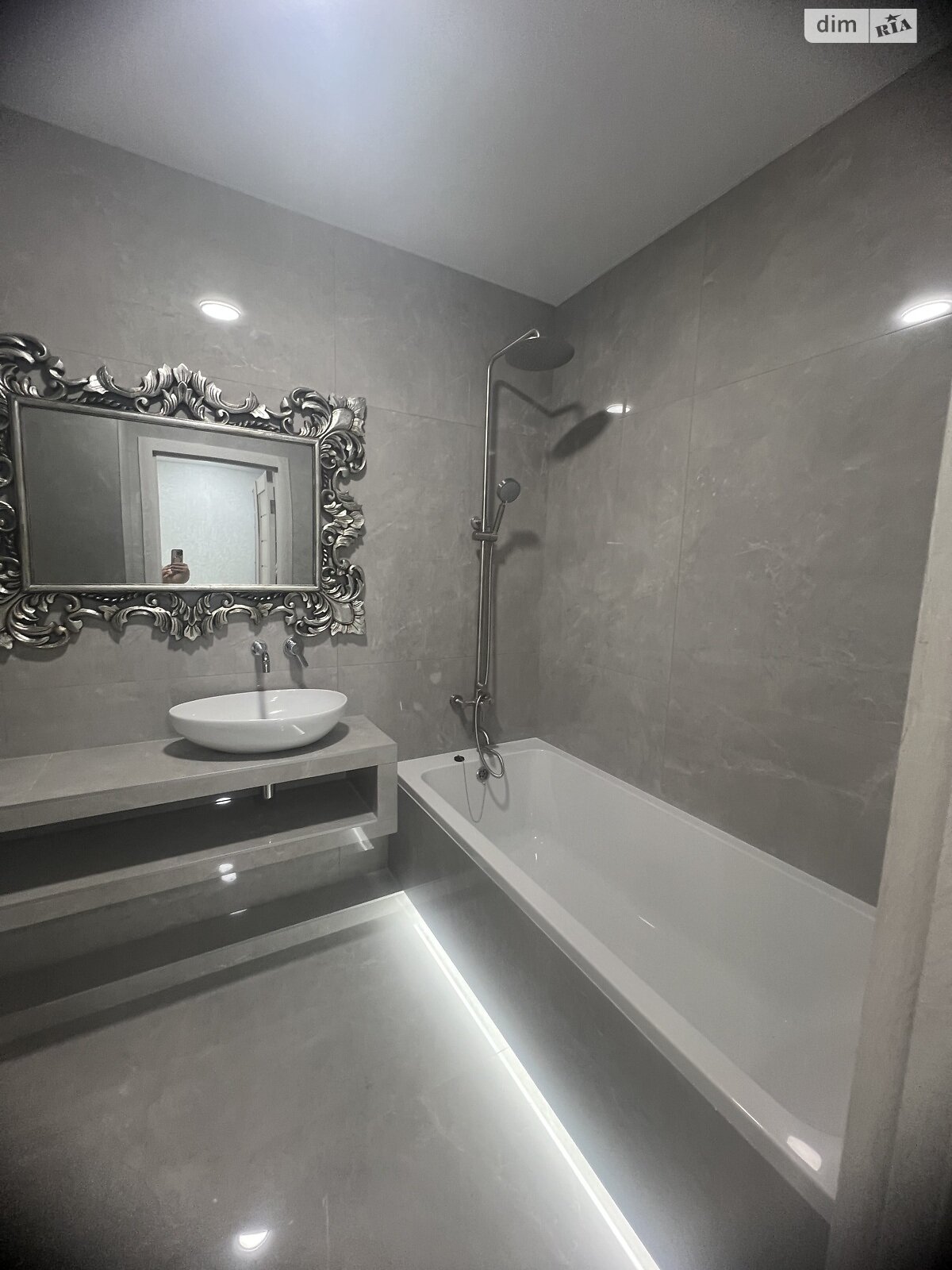 Продаж двокімнатної квартири в Крижанівка, на вул. Академіка Сахарова, фото 1 Продаж двокімнатної квартири в Крижанівка, на вул. Академіка Сахарова, фото 1