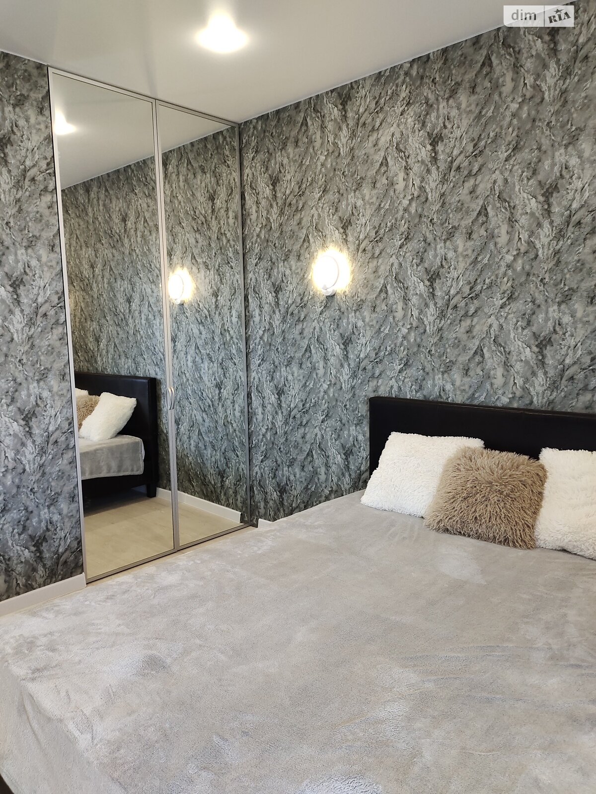 Продаж двокімнатної квартири в Крижанівка, на вул. Академіка Сахарова, фото 1 Продаж двокімнатної квартири в Крижанівка, на вул. Академіка Сахарова, фото 1