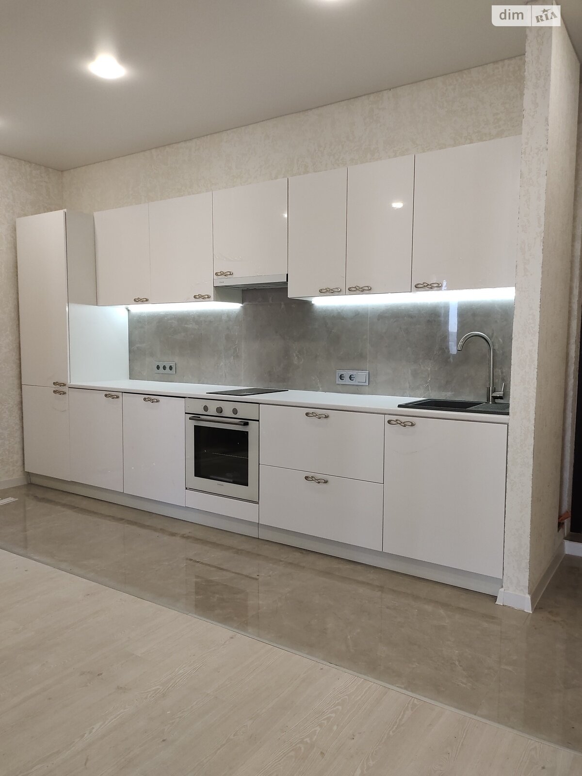 Продаж двокімнатної квартири в Крижанівка, на вул. Академіка Сахарова, фото 1 Продаж двокімнатної квартири в Крижанівка, на вул. Академіка Сахарова, фото 1