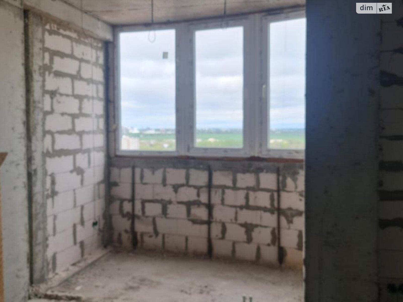 Продажа трехкомнатной квартиры в Крыжановка, на ул. Защитников Украины, фото 1 Продажа трехкомнатной квартиры в Крыжановка, на ул. Защитников Украины, фото 1