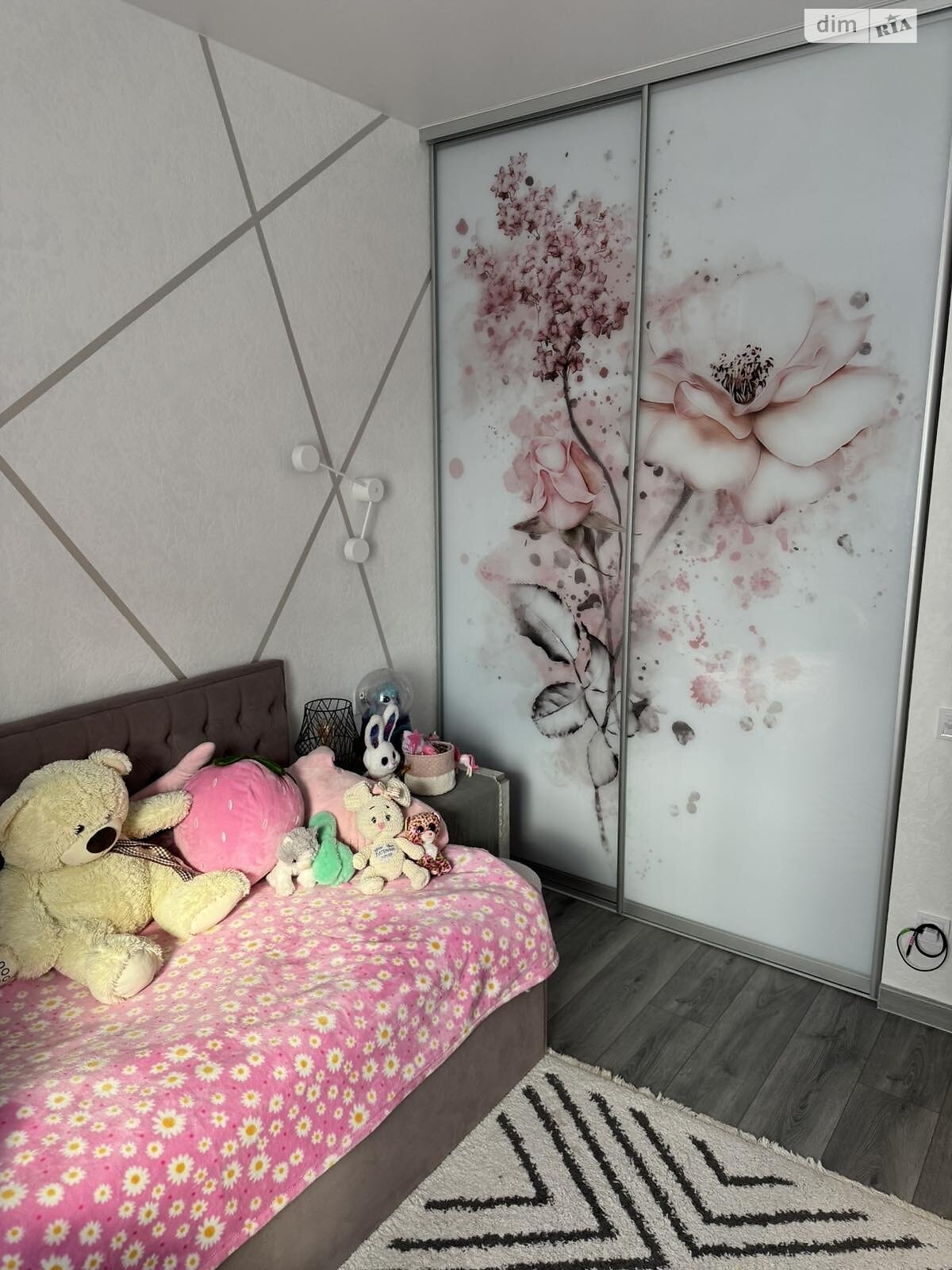 Продаж однокімнатної квартири в Крижанівка, на вул. Марсельська 33/1, кв. 40, фото 1 Продаж однокімнатної квартири в Крижанівка, на вул. Марсельська 33/1, кв. 40, фото 1