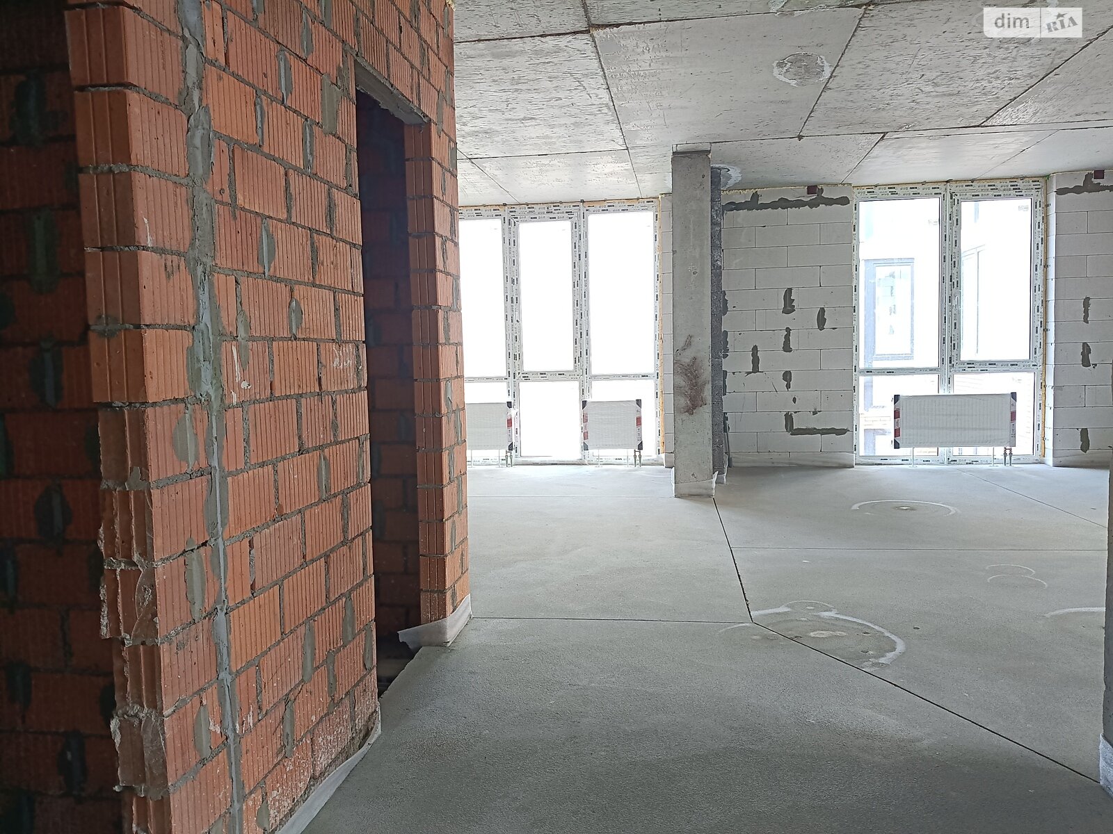 Продажа трехкомнатной квартиры в Крыжановка, на ул. Николаевская, фото 1 Продажа трехкомнатной квартиры в Крыжановка, на ул. Николаевская, фото 1