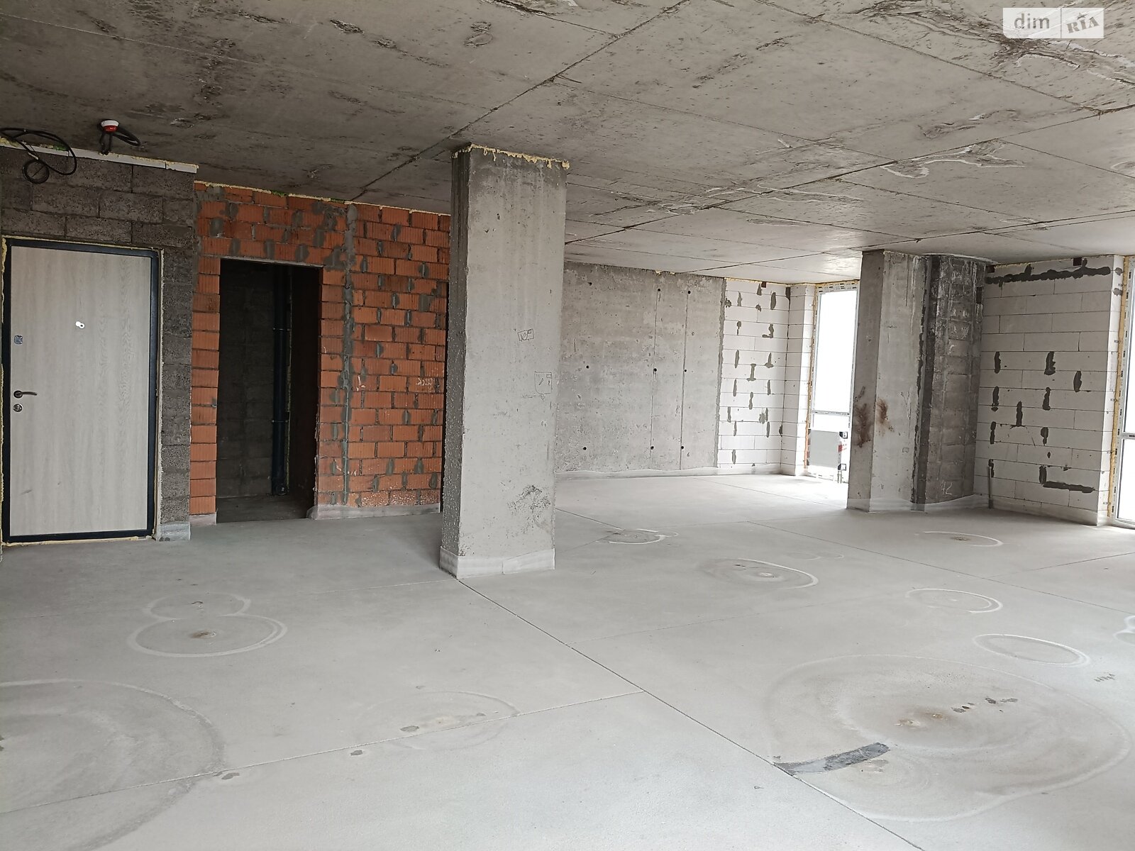 Продажа трехкомнатной квартиры в Крыжановка, на ул. Николаевская, фото 1 Продажа трехкомнатной квартиры в Крыжановка, на ул. Николаевская, фото 1