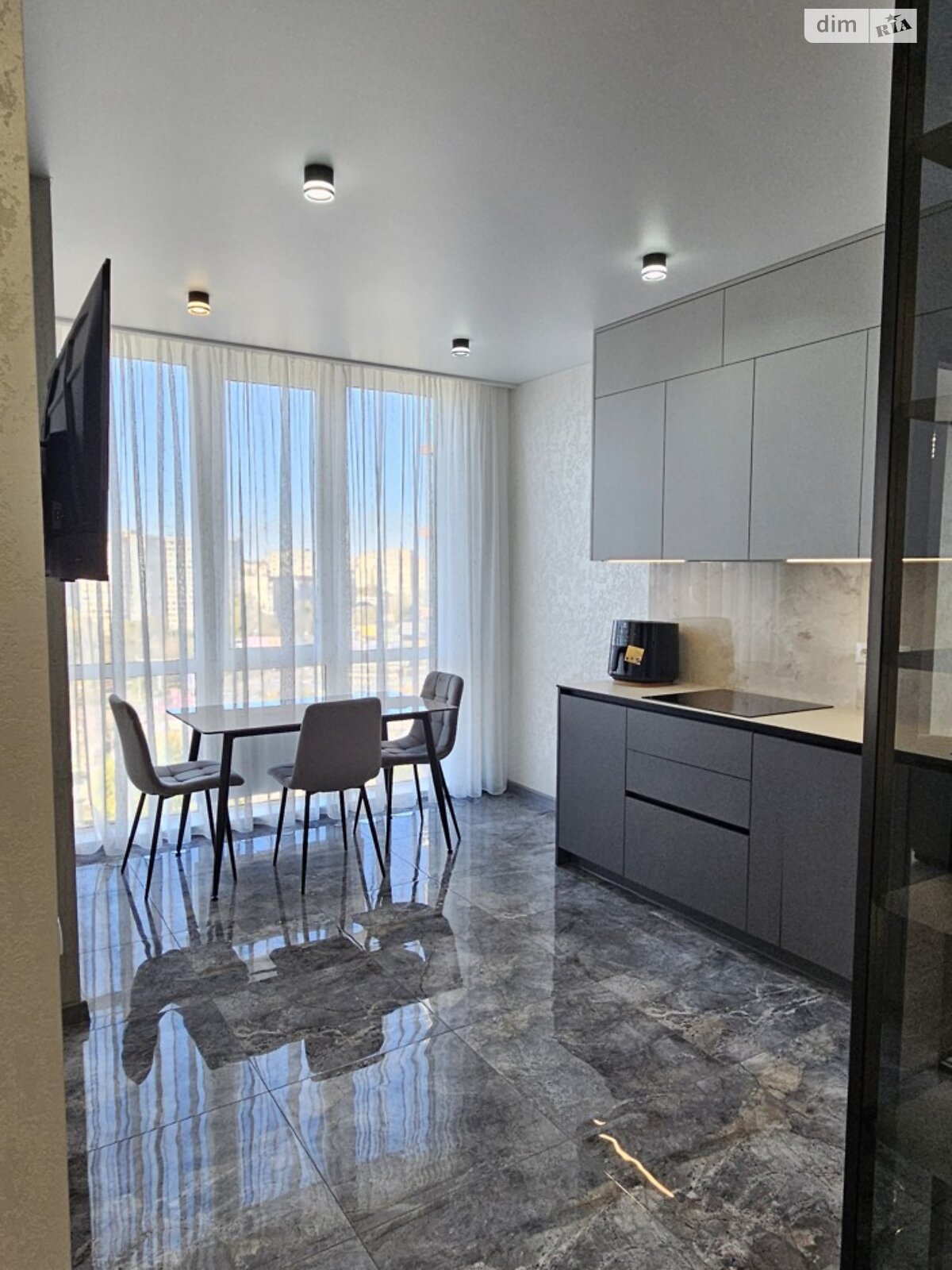 Продажа двухкомнатной квартиры в Крыжановка, на ул. Николаевская 3/13, кв. 72, фото 1