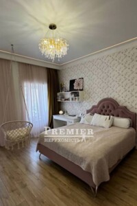 Продажа трехкомнатной квартиры в Крыжановка, на ул. Парижская, фото 2